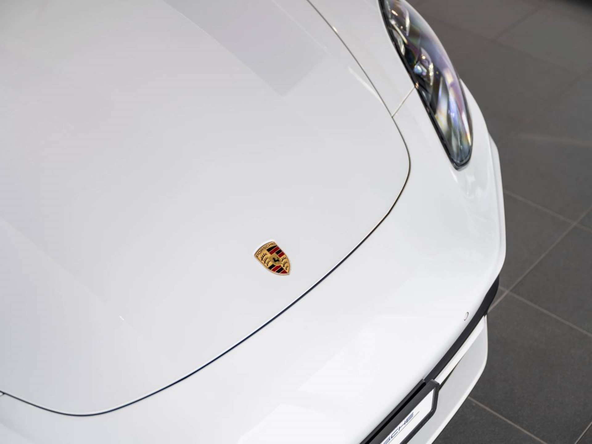 PORSCHE Panamera Turbo S Sport Turismo-image-26
