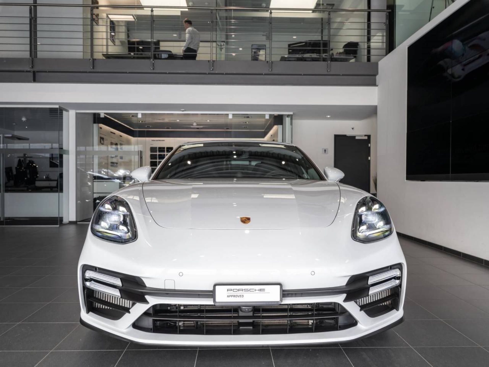 PORSCHE Panamera Turbo S Sport Turismo-image-10