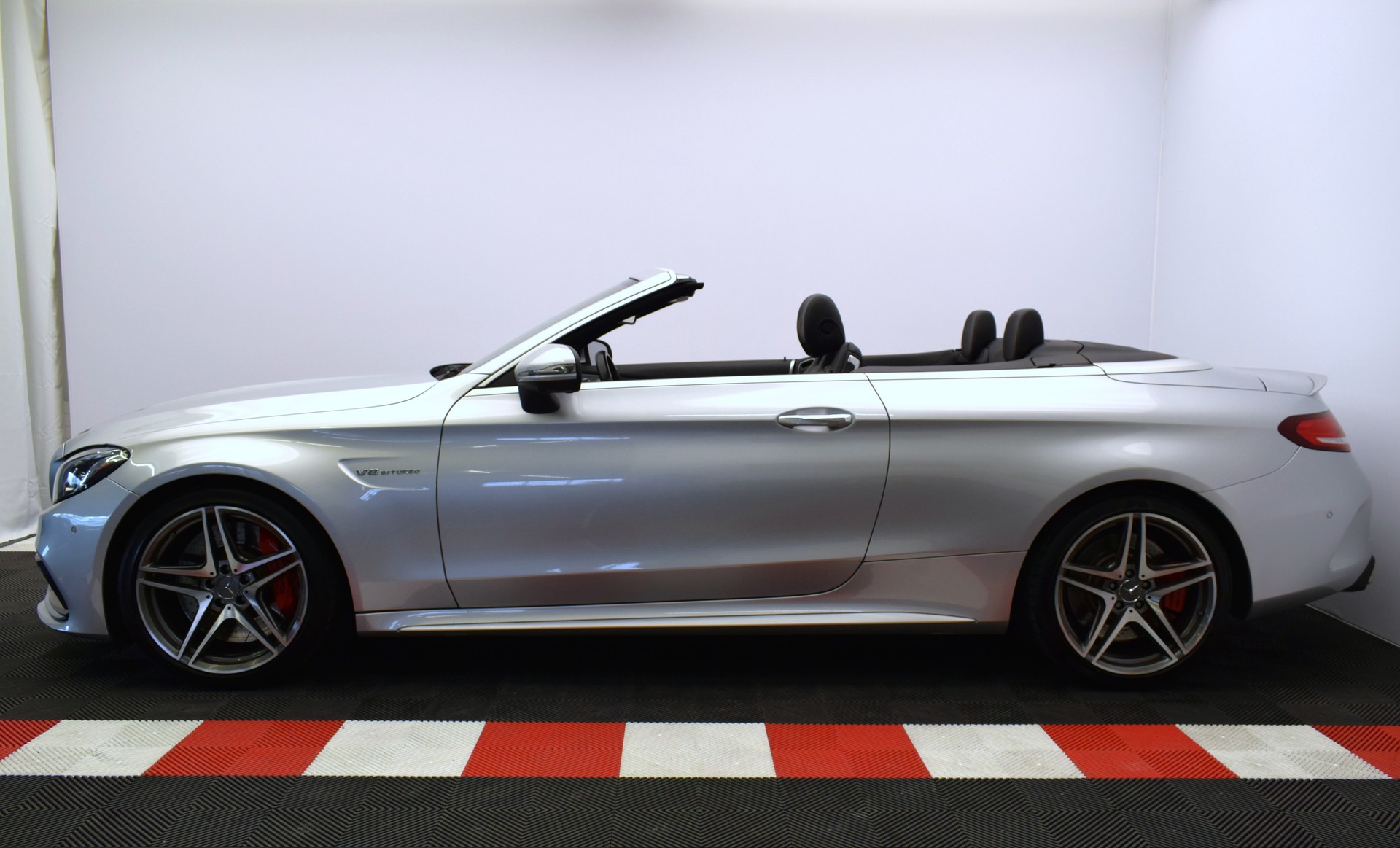 MERCEDES-BENZ C 63 S Cabriolet AMG Speedshift-image-6