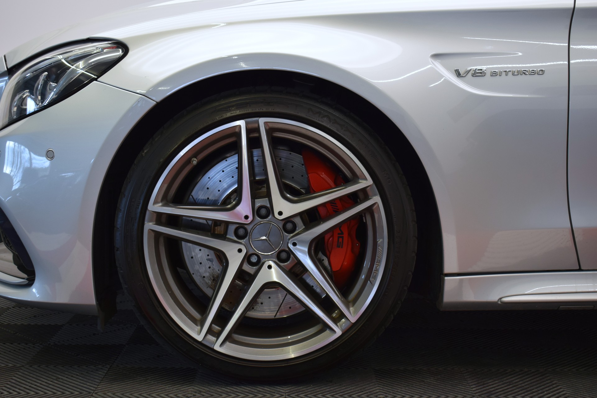 MERCEDES-BENZ C 63 S Cabriolet AMG Speedshift-image-5