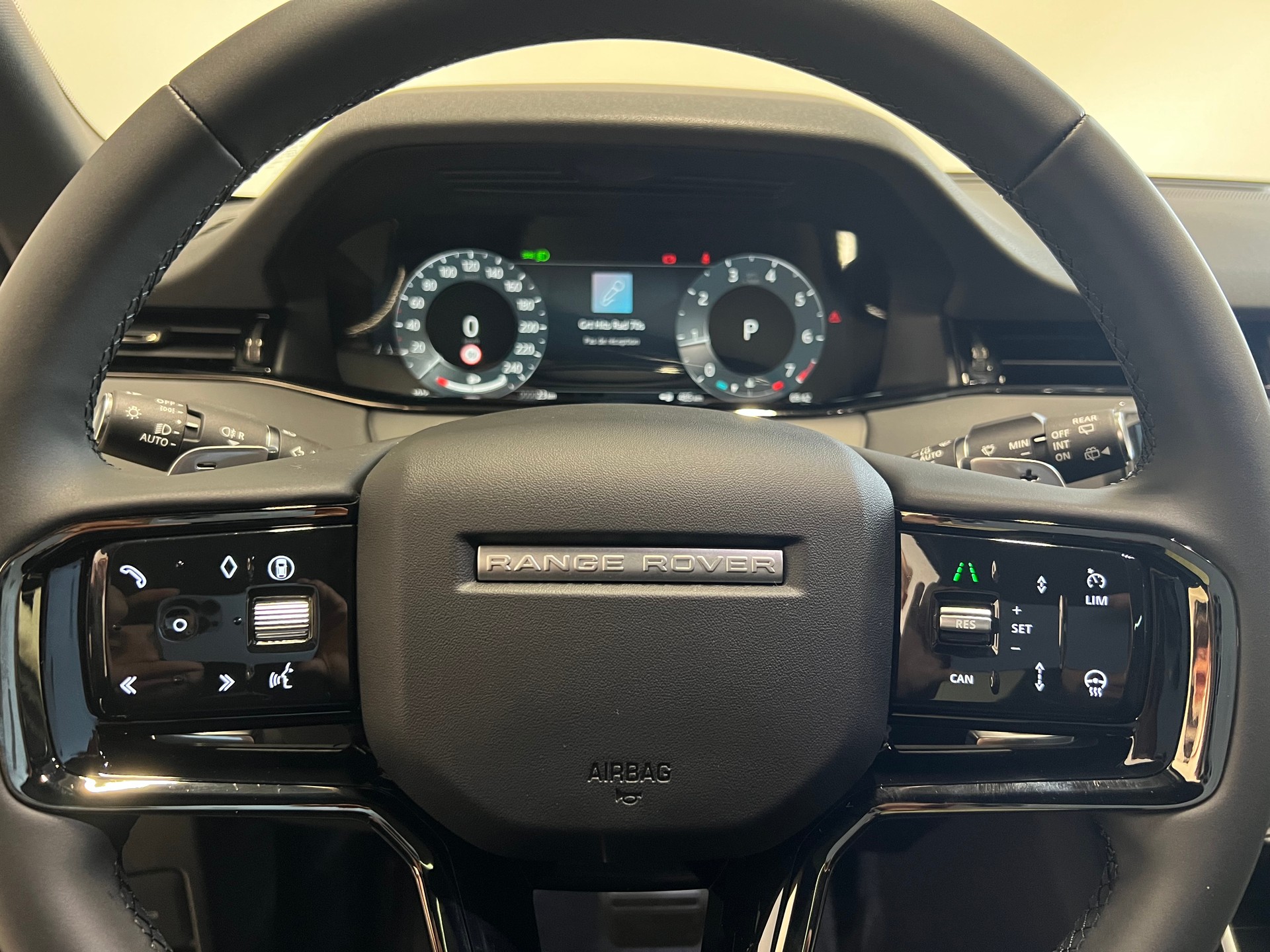 LAND ROVER Range Rover Evoque 1.5 T S 2WD S-showroom-element-3