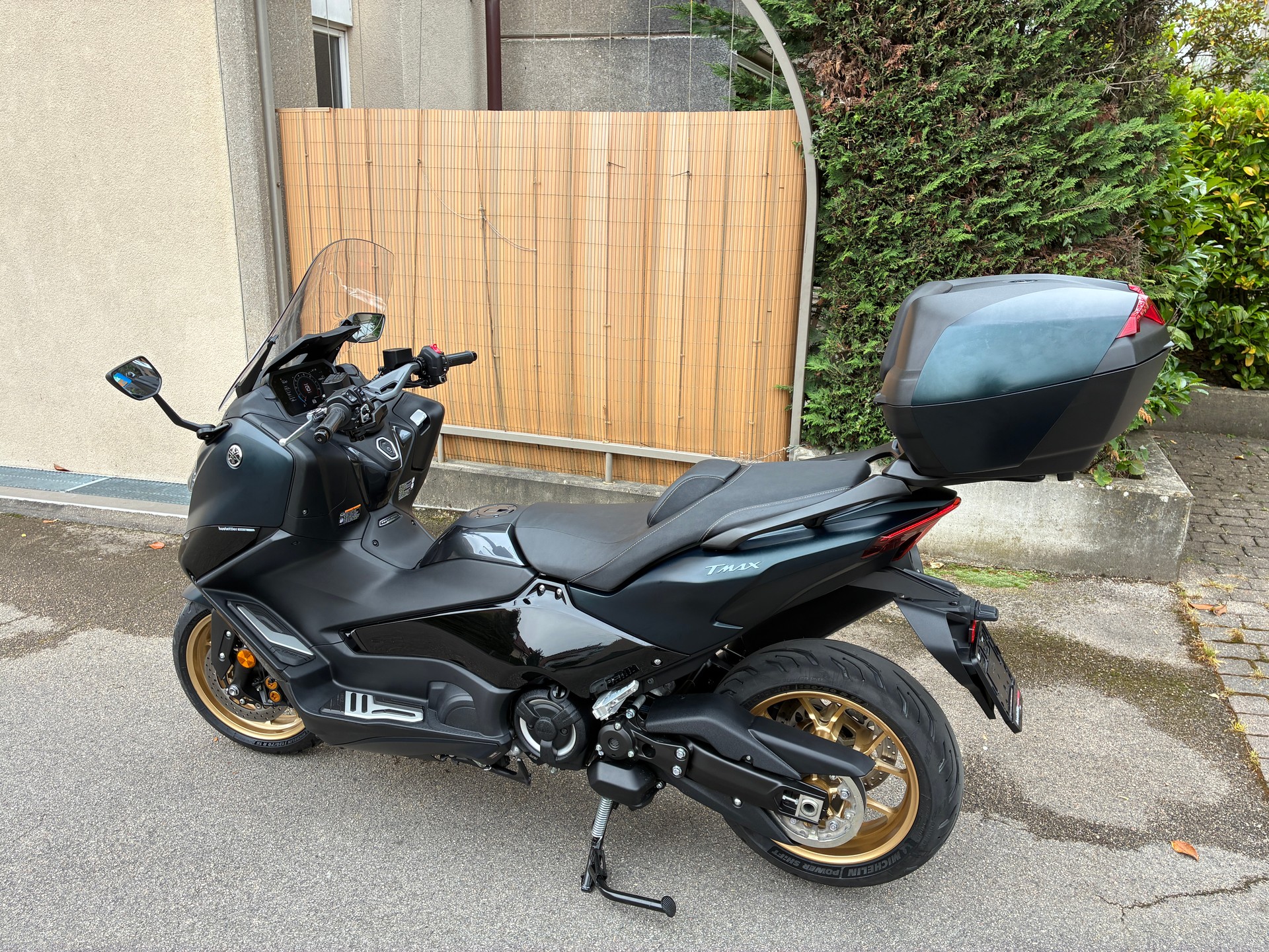 YAMAHA T-MAX Tech-Max XP 560-image-2