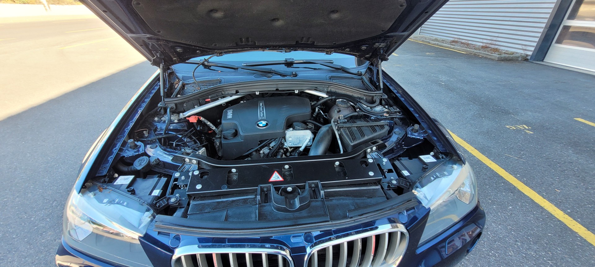 BMW X3 xDrive 28i Steptronic-image-14