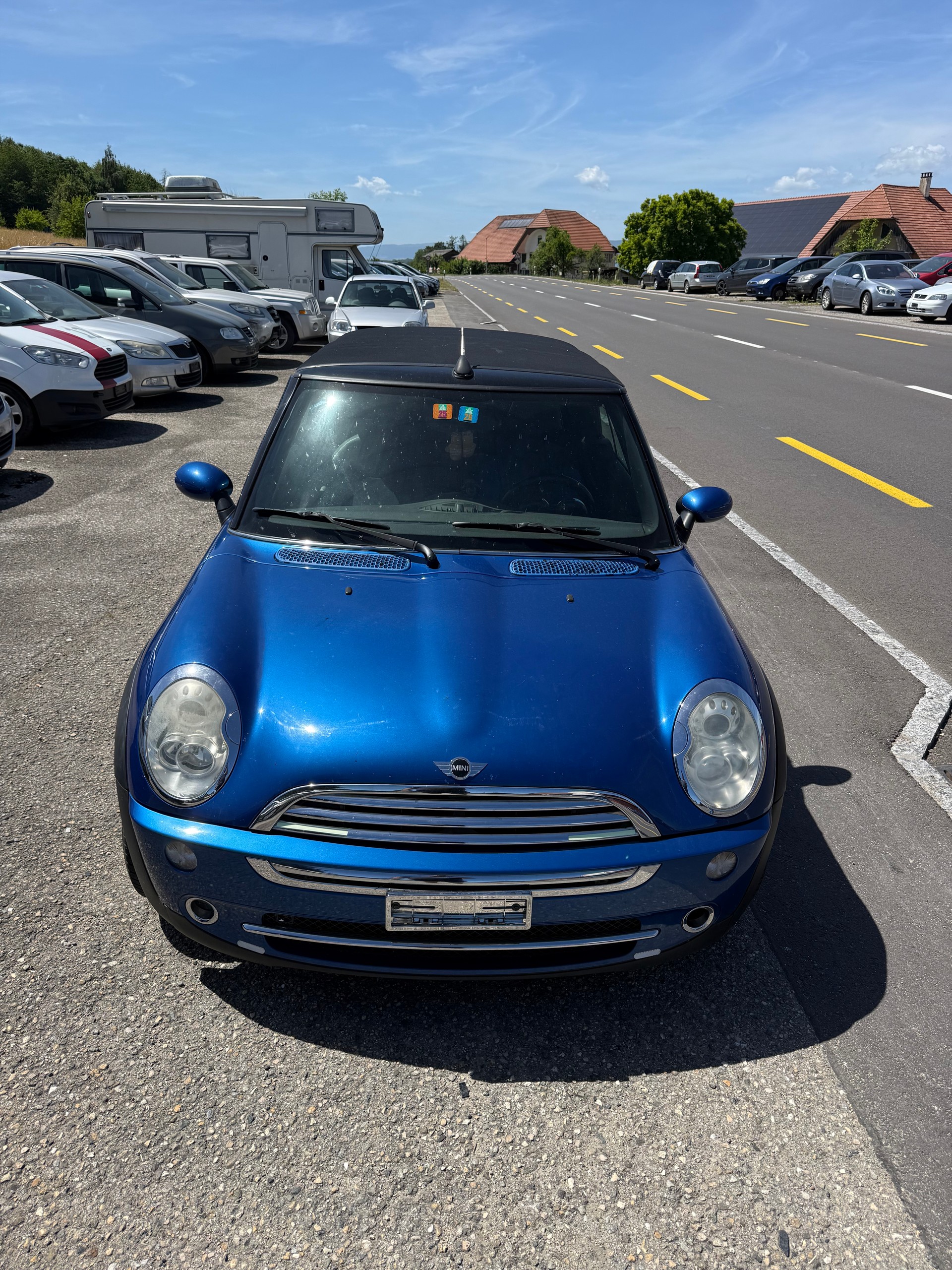 MINI Cooper Cabriolet-image-5
