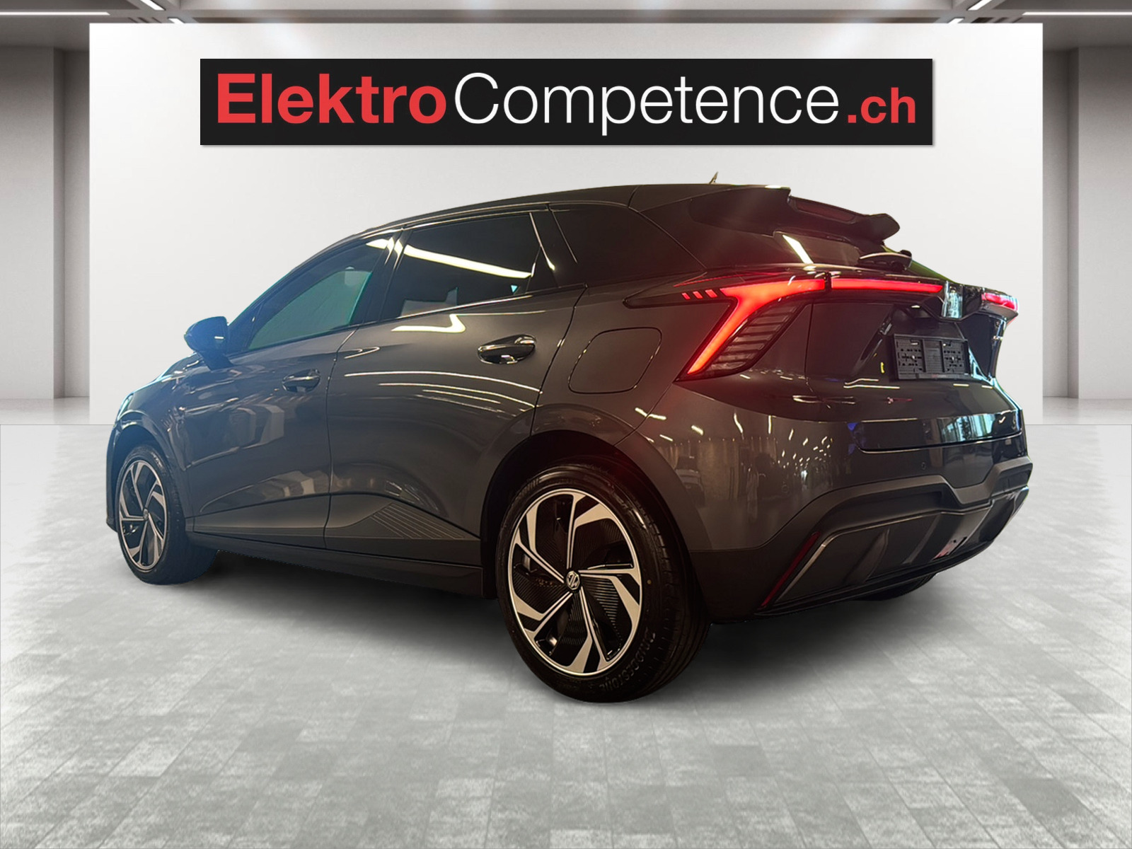 MG 4 EV 64kWh Premium-image-4