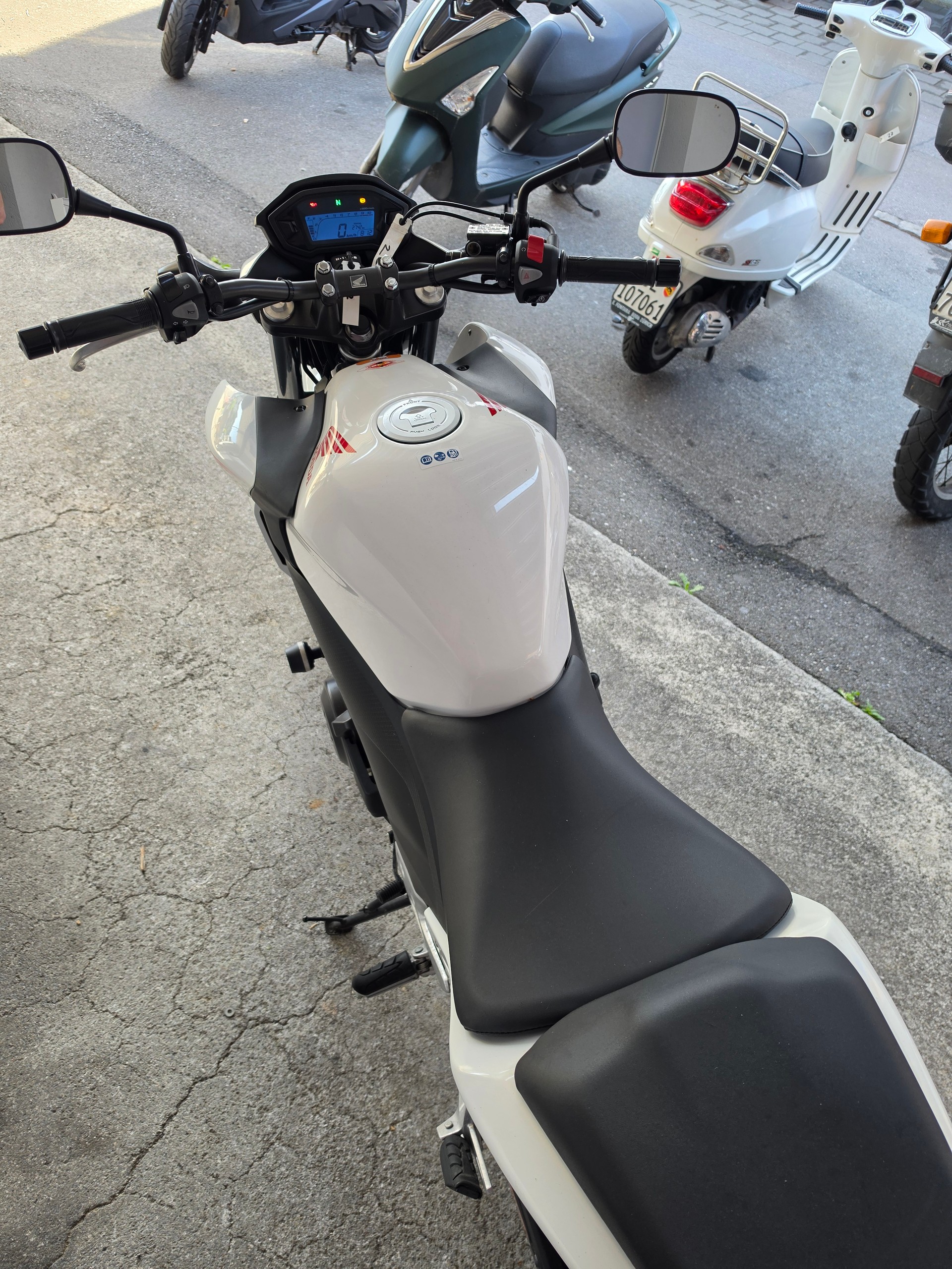 HONDA CB 500 FA ABS-image-2