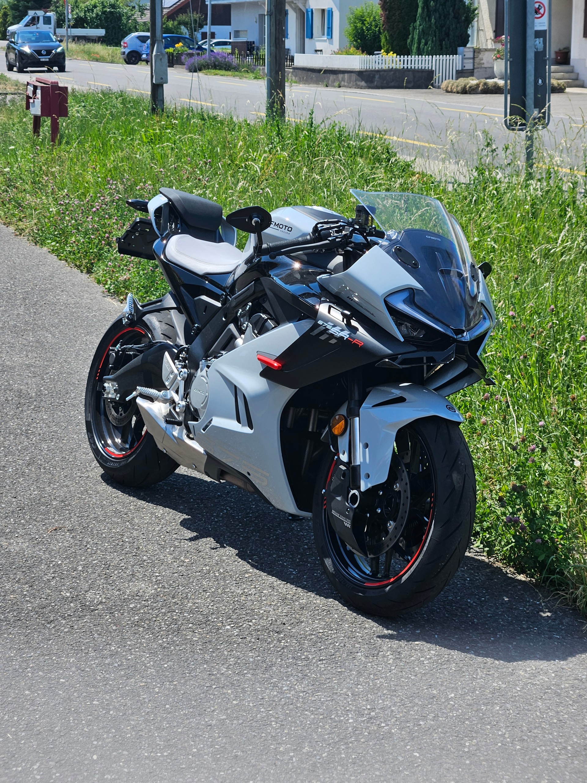 CF MOTO 675 SR-R-image-0