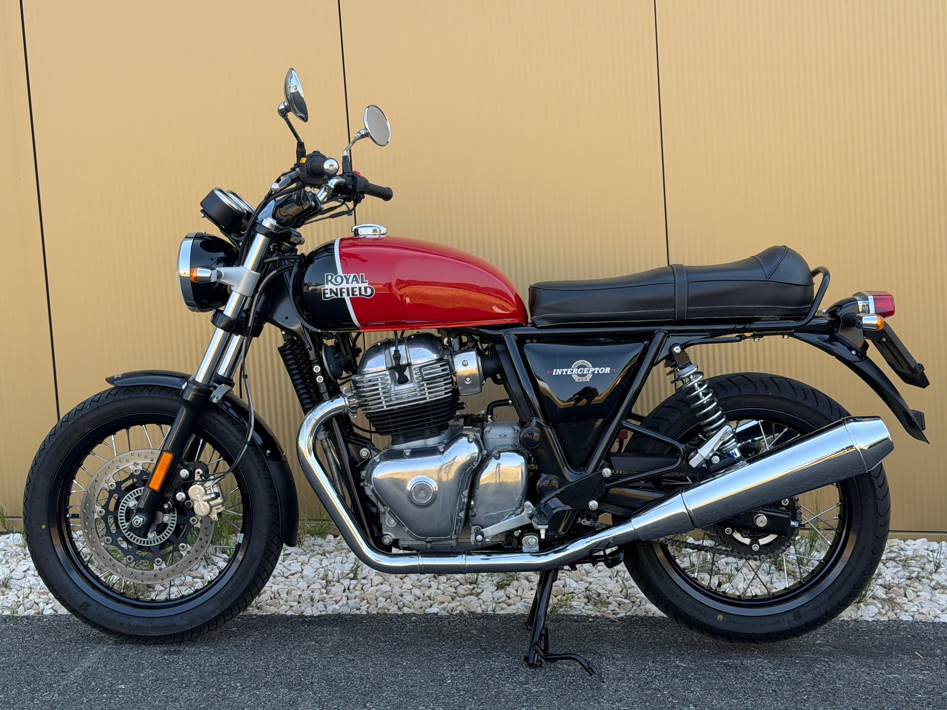 ROYAL ENFIELD Interceptor 650 Standard-image-10