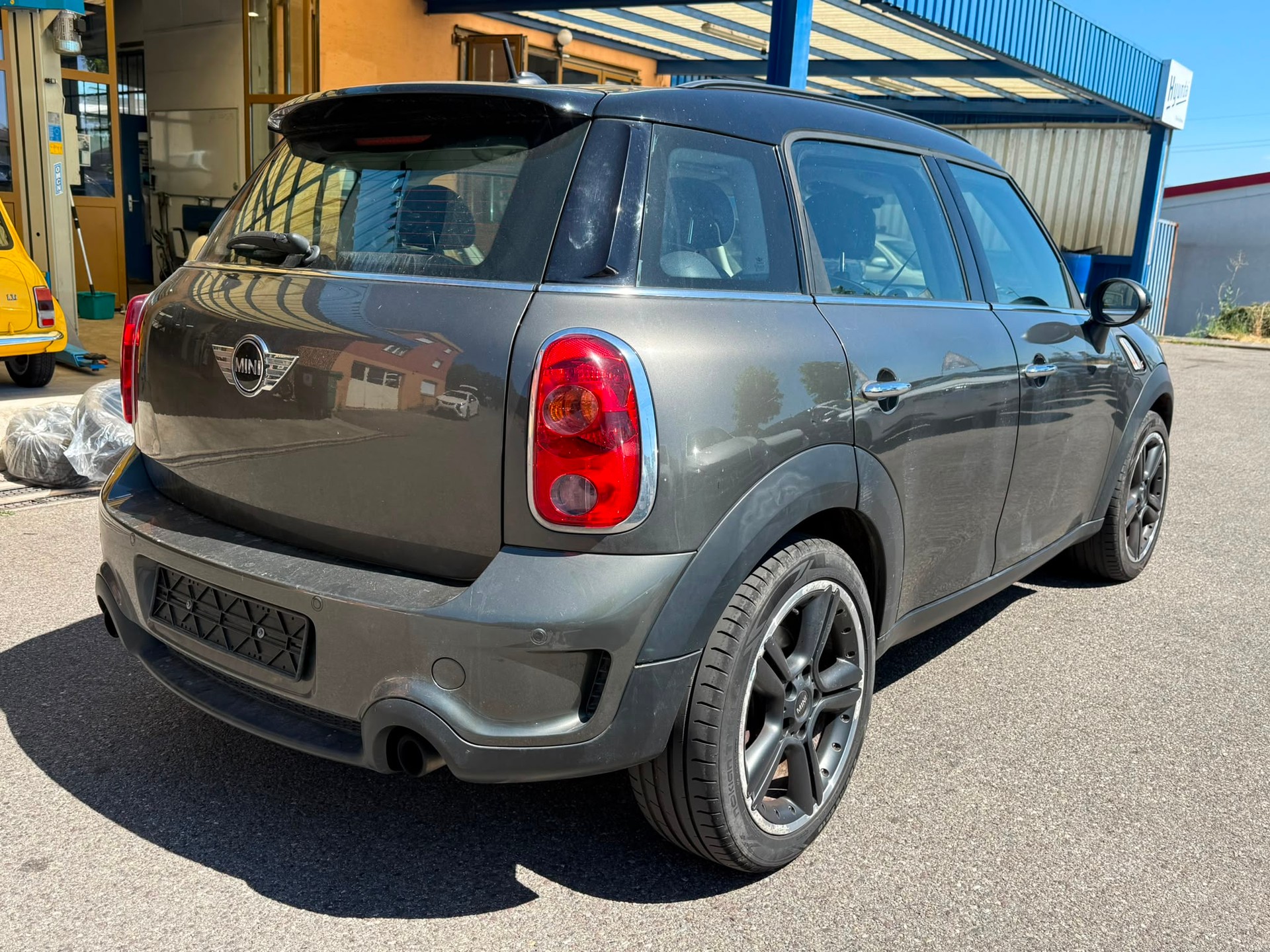 MINI Countryman Cooper S ALL4 Steptronic-image-6