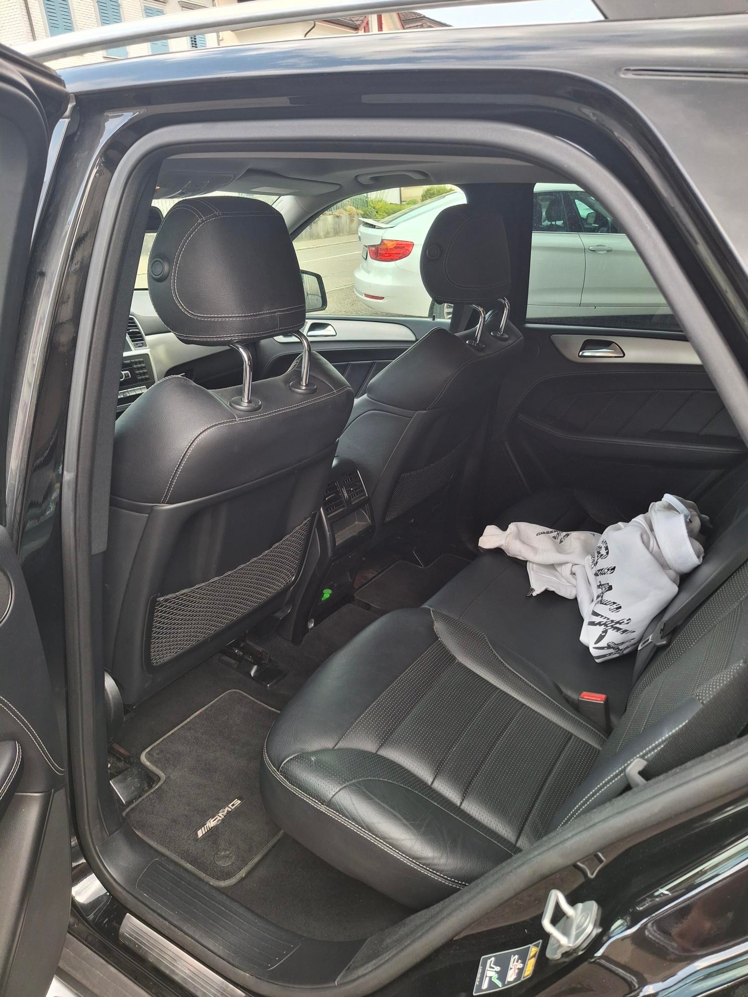 MERCEDES-BENZ ML 63 AMG 4Matic Speedshift-image-6