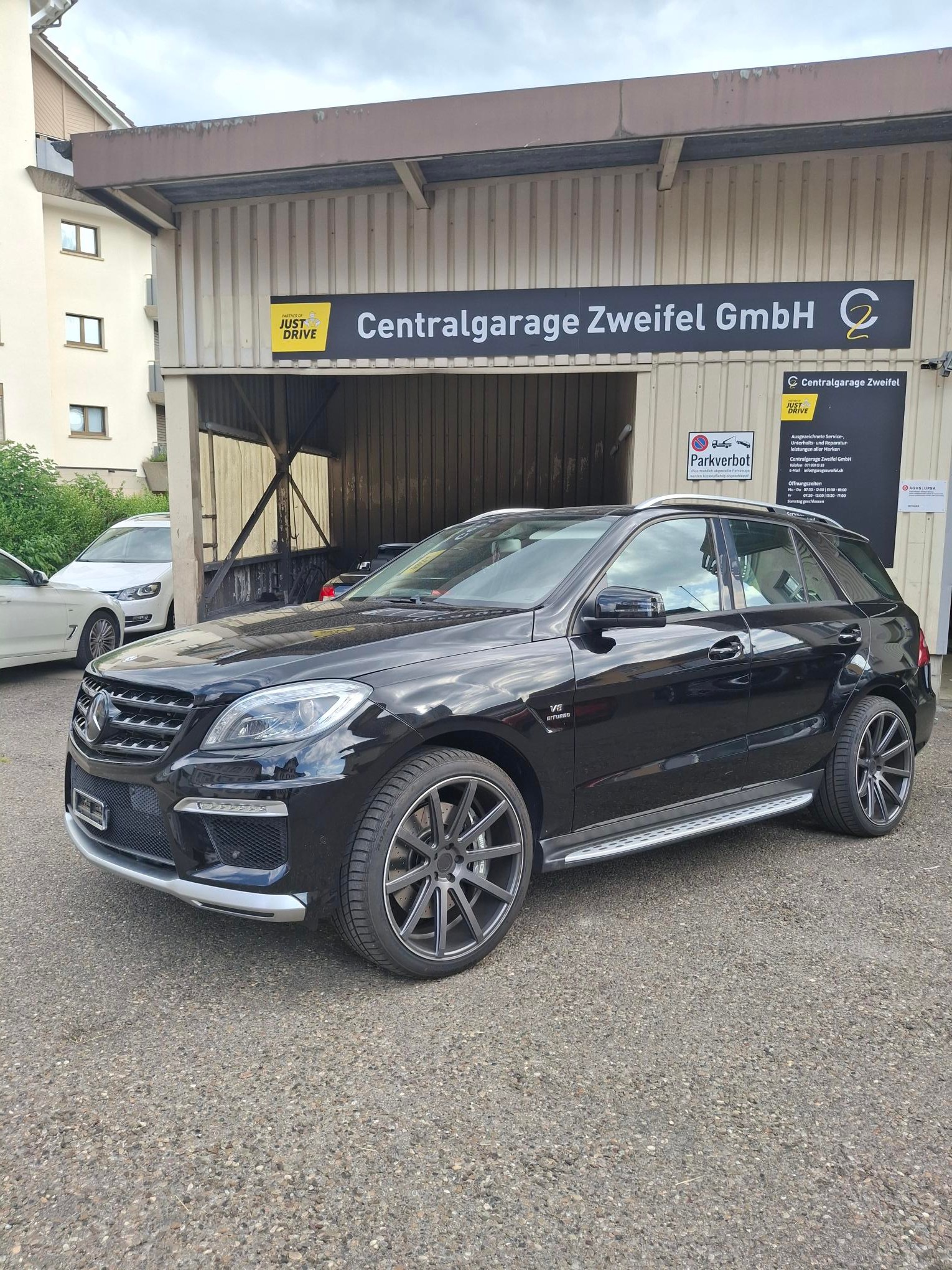 MERCEDES-BENZ ML 63 AMG 4Matic Speedshift