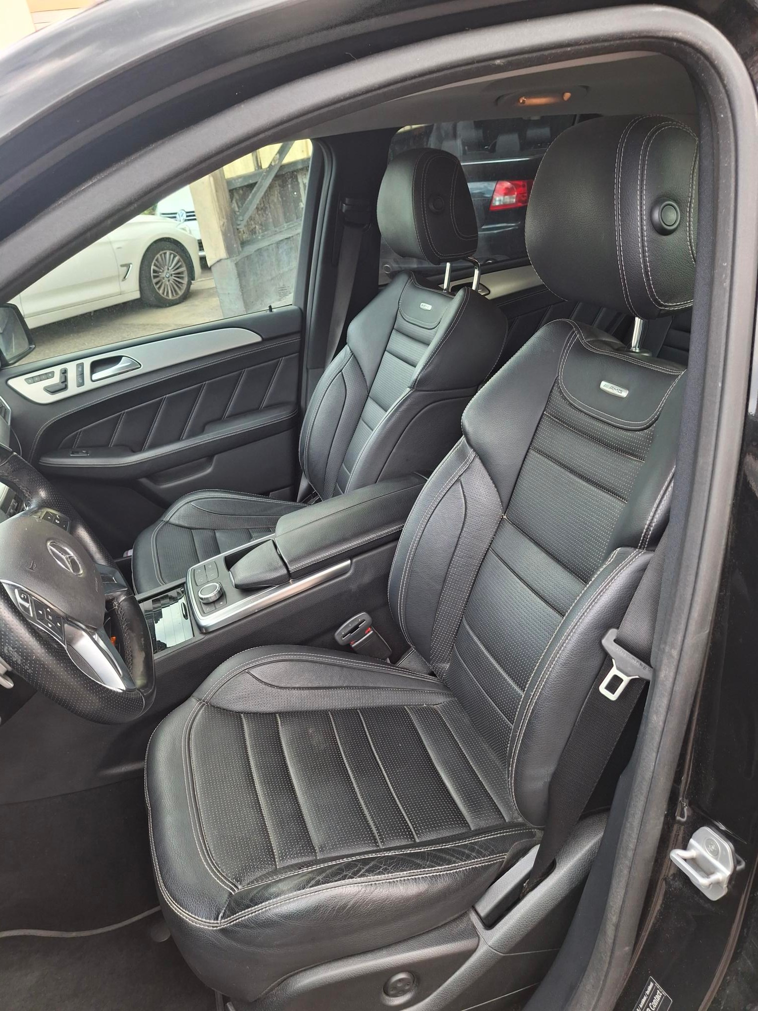 MERCEDES-BENZ ML 63 AMG 4Matic Speedshift-image-8