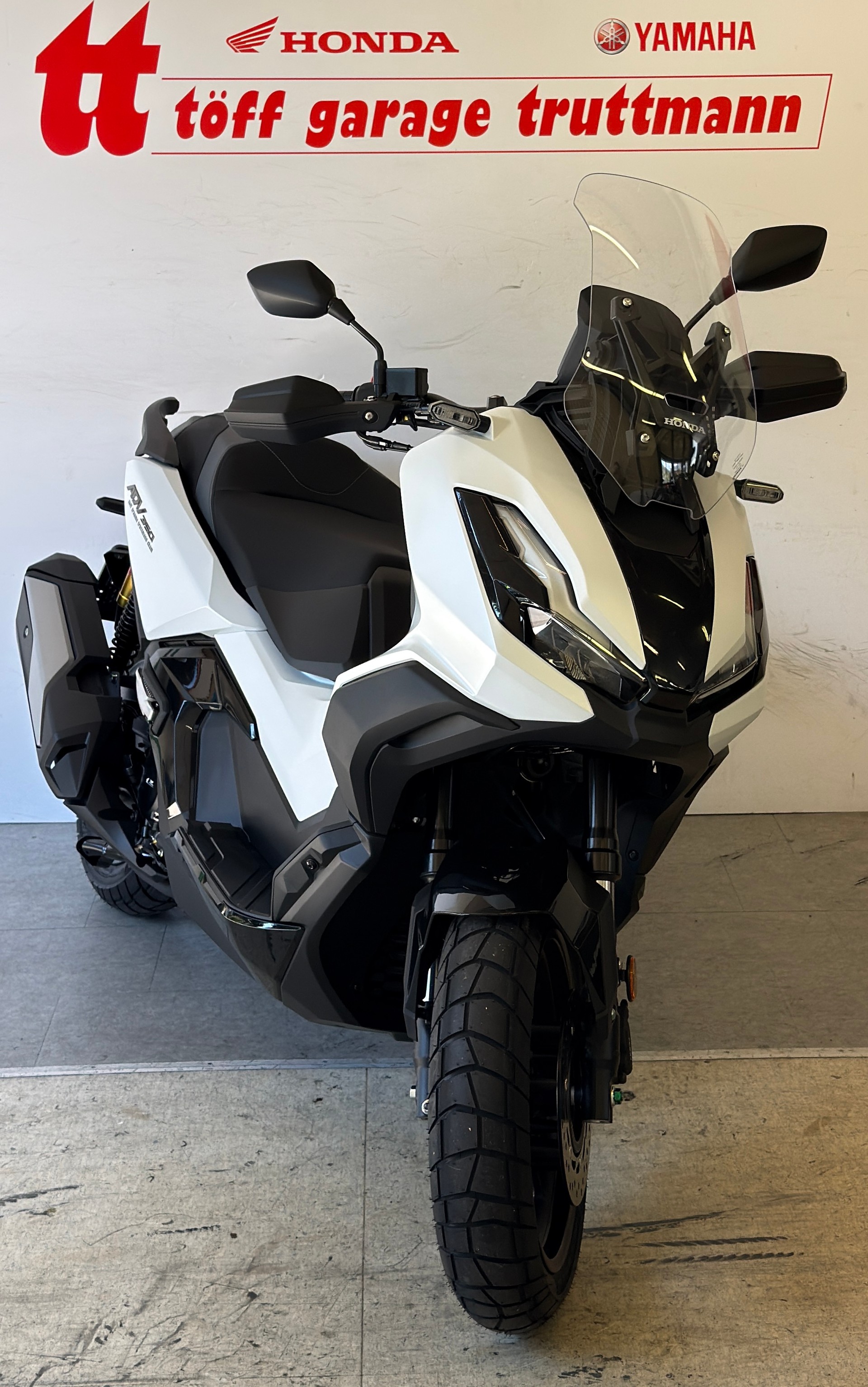 HONDA ADV 350-image-1