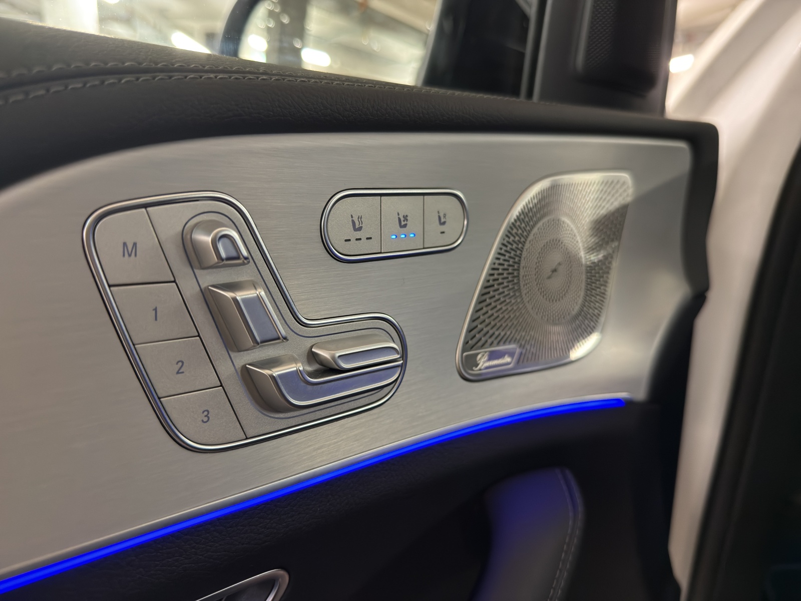 MERCEDES-BENZ GLE 400 e EQ Hybrid 4Matic 9G-Tronic EQ Star-image-18
