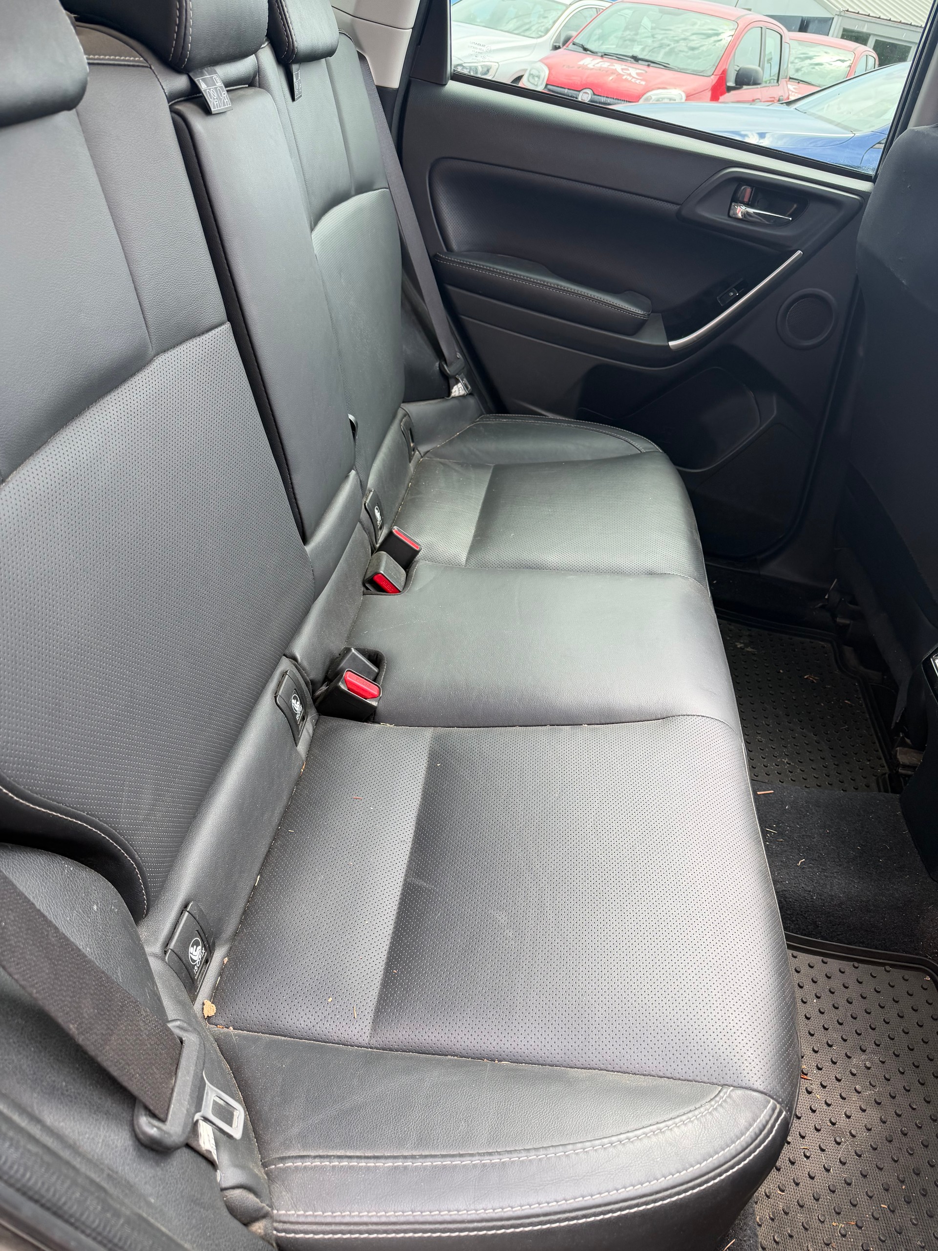 SUBARU Forester 2.0XT Swiss Lineartronic-image-12