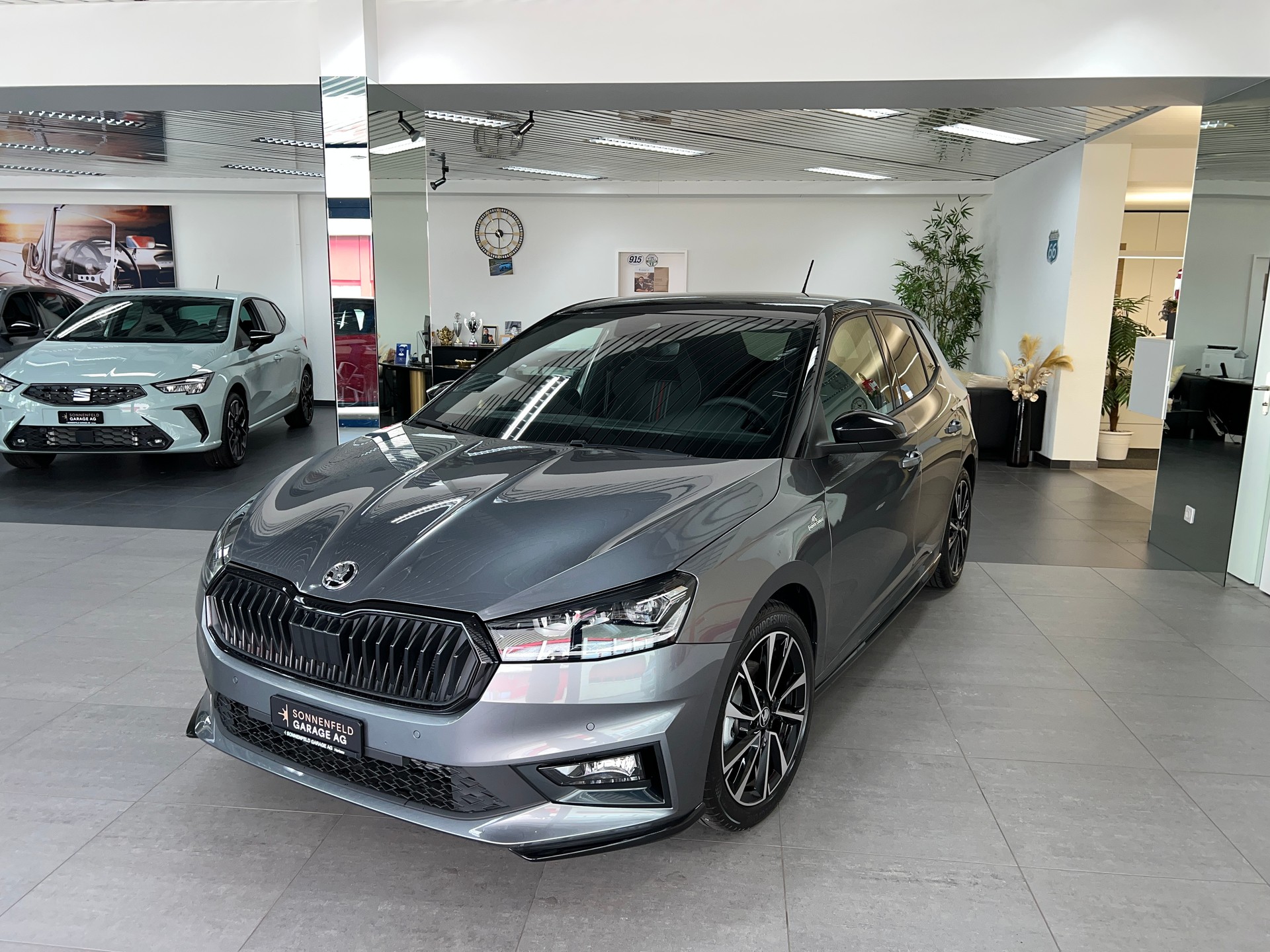 SKODA Fabia 1.5 TSI Monte Carlo DSG / 5 Jahre Garantie-showroom-element-2