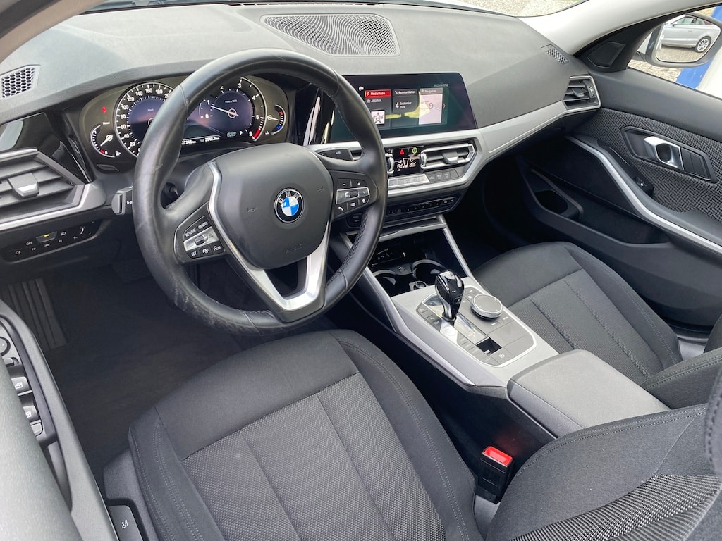 BMW 318d Steptronic-image-8