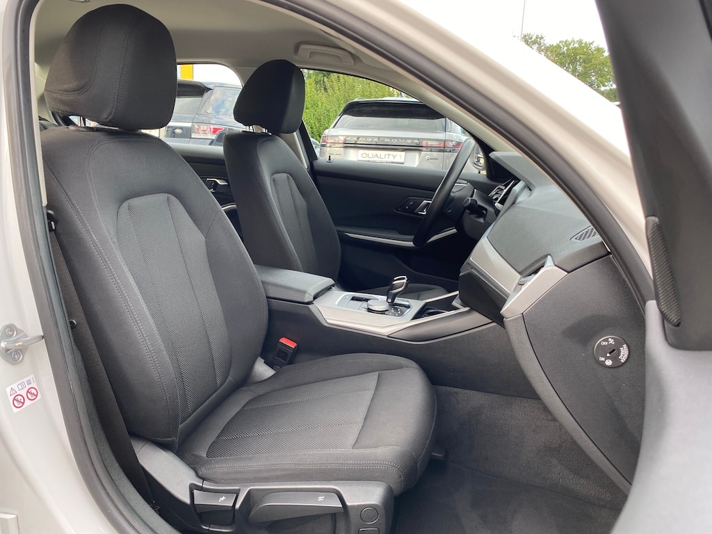 BMW 318d Steptronic-image-7