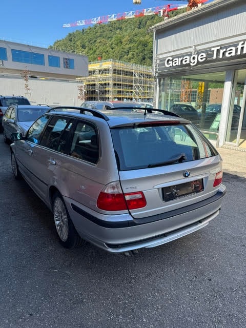 BMW 330xd Touring-image-3