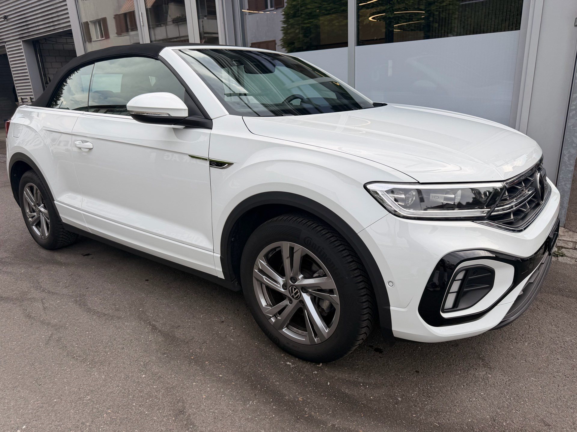 VW T-Roc CABRIOLET 1.5 TSI 150PS R-LINE *** ANHÄNGEKUPPLUNG ***-image-29