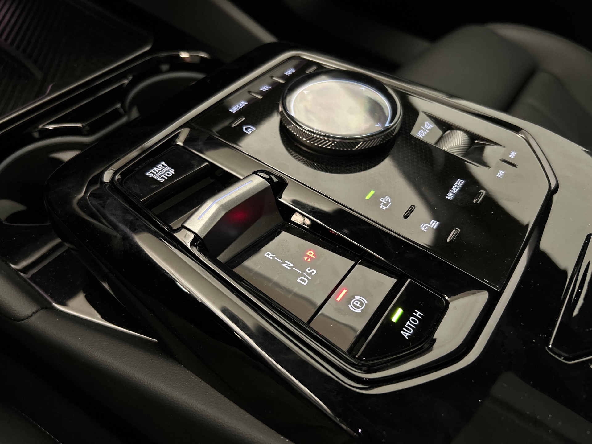 BMW 520d xDrive Touring-image-15