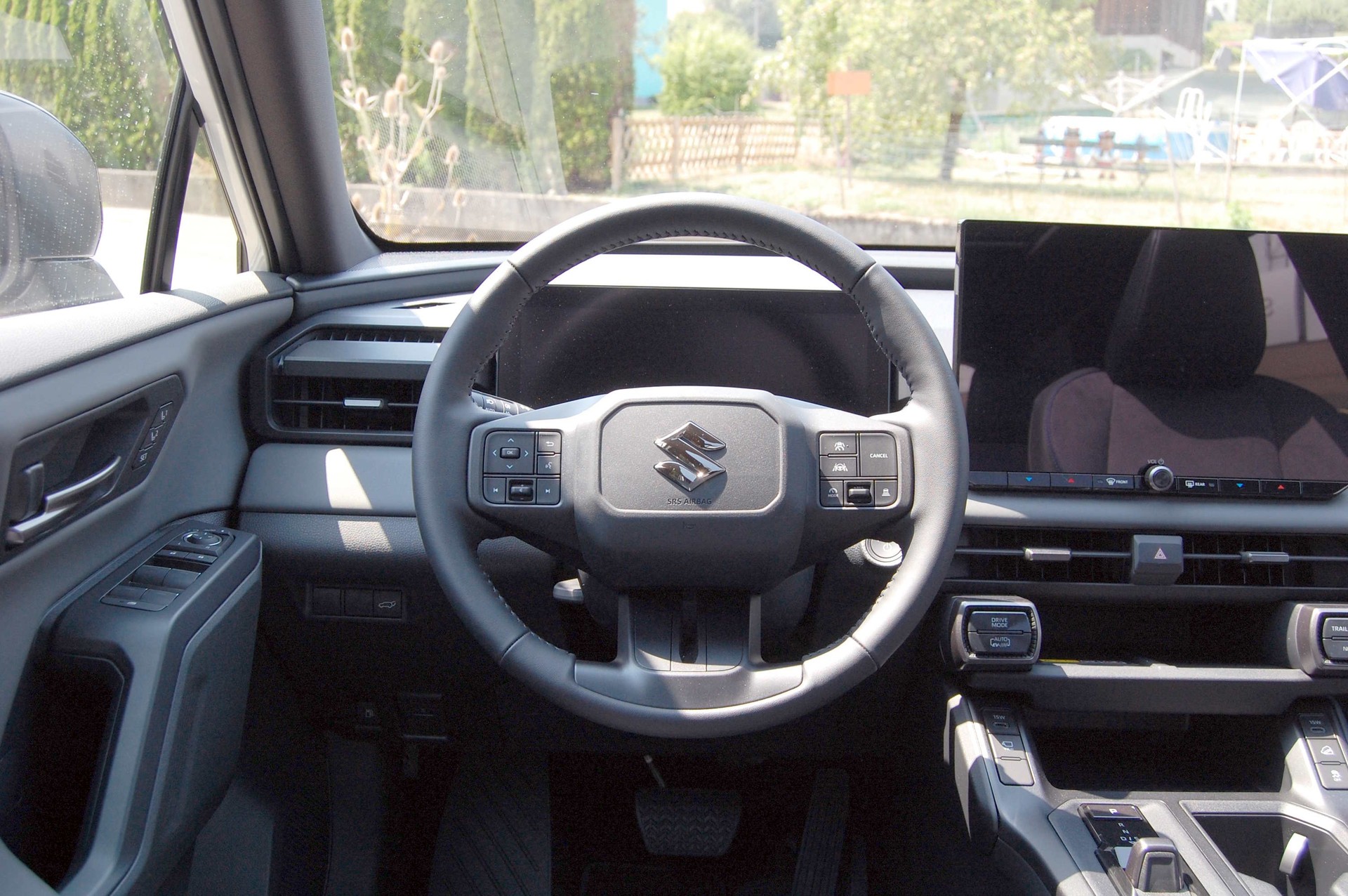 SUZUKI Across 2.5 Plug-in-Hybrid Compact Top E-CVT-image-12
