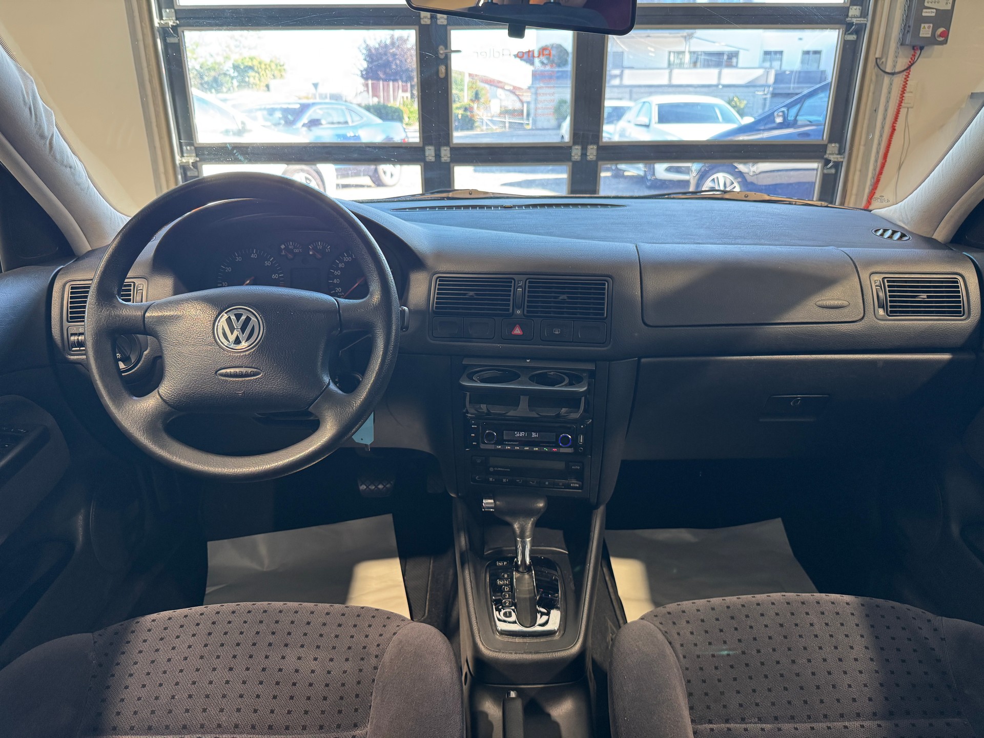 VW Golf 1.8 Comfortline-image-14