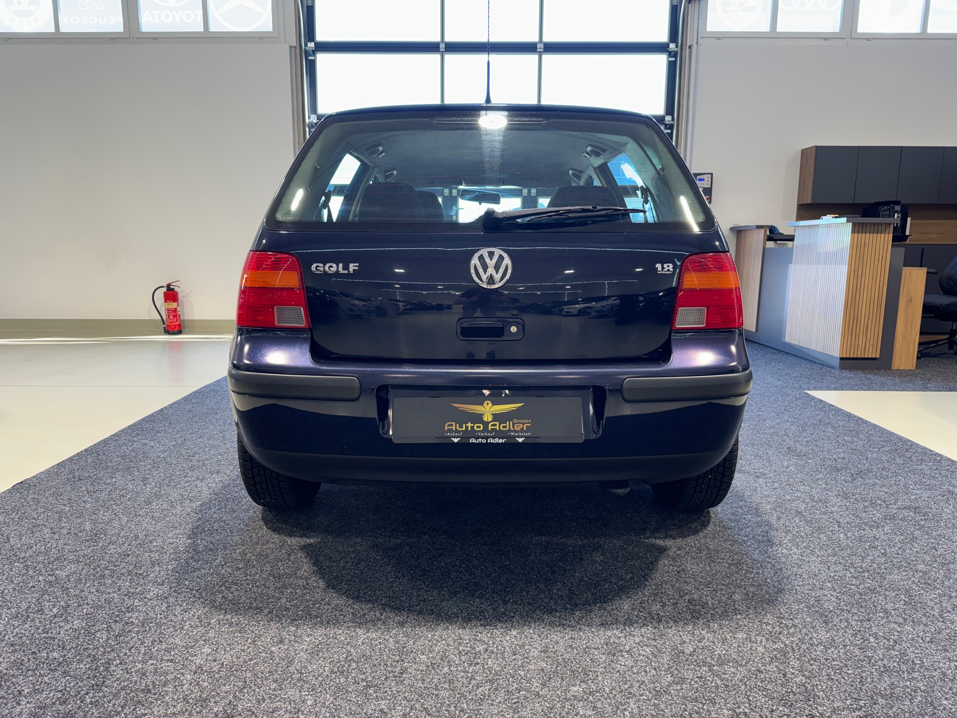 VW Golf 1.8 Comfortline-image-5