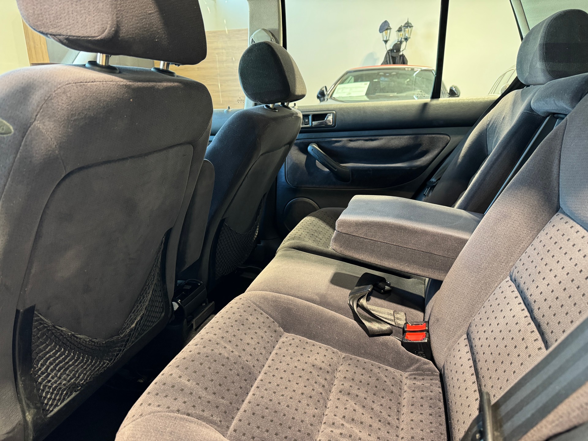 VW Golf 1.8 Comfortline-image-9