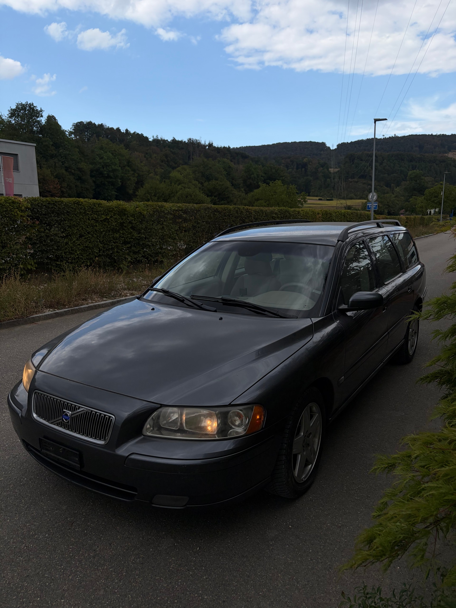 VOLVO V70 2.4D (D5) Summum