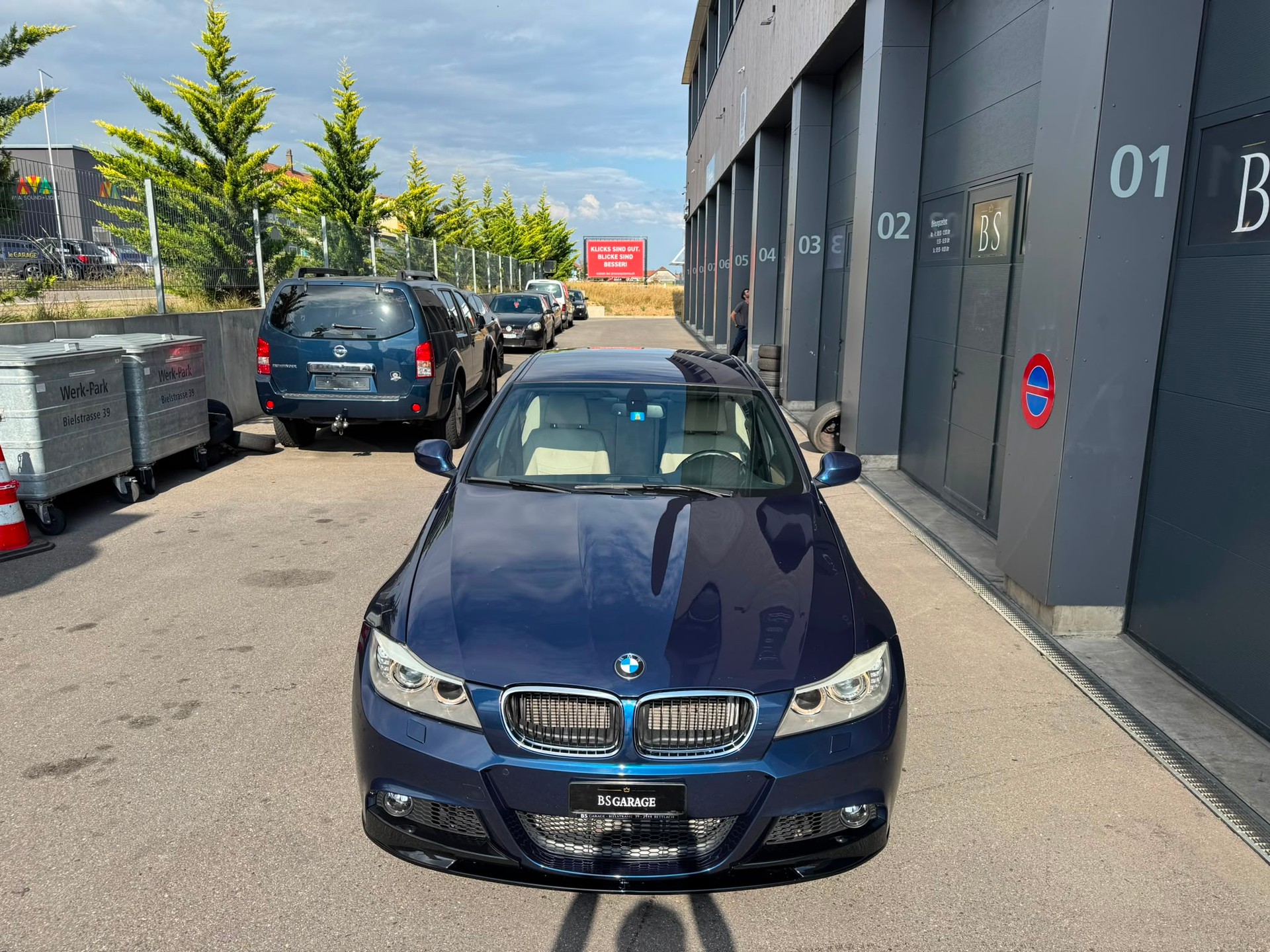 BMW 335i x-Drive Steptronic-image-2