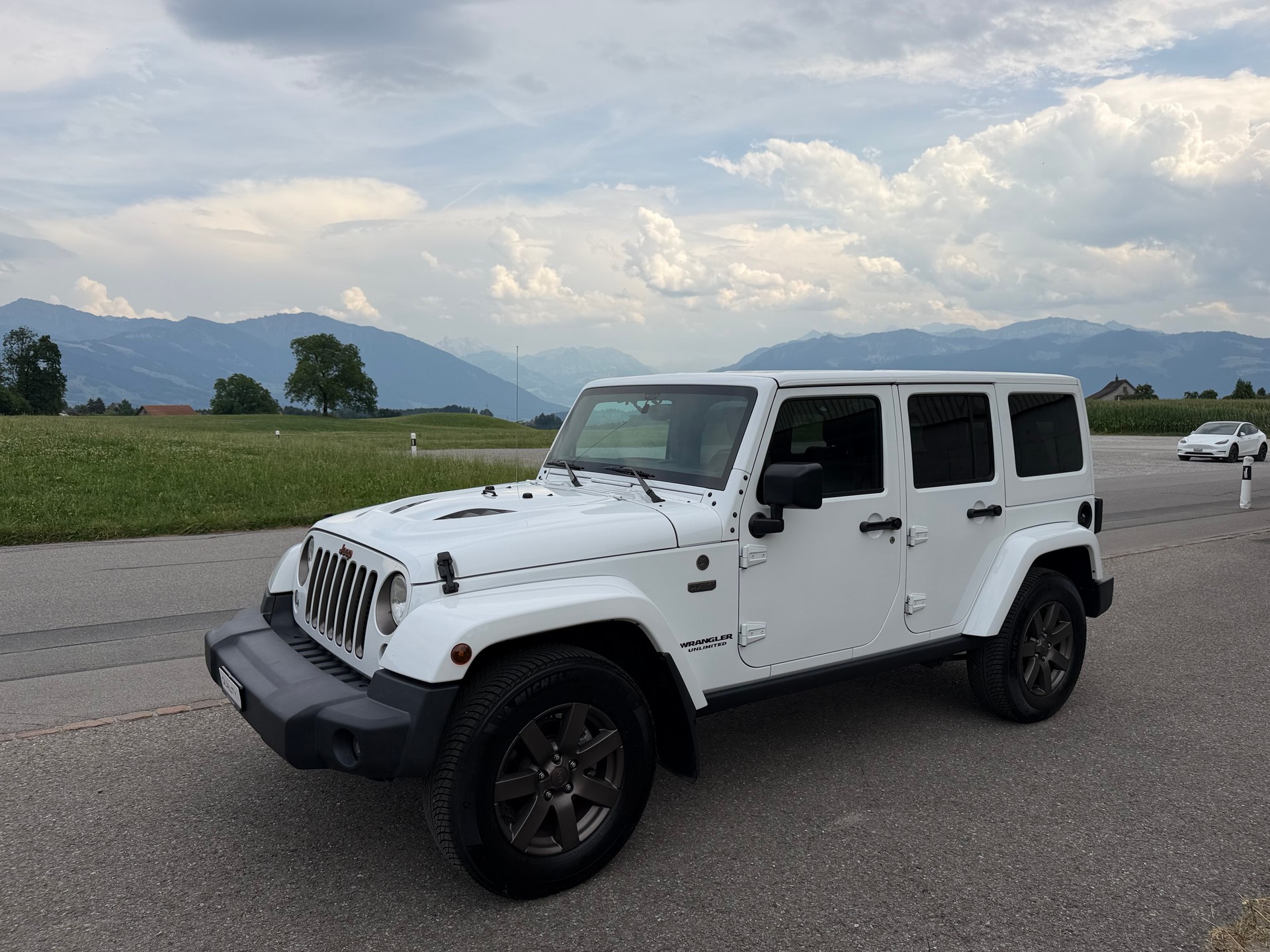 JEEP Wrangler 2.8CRD Unlimited 75th Anniversary Automat-image-2