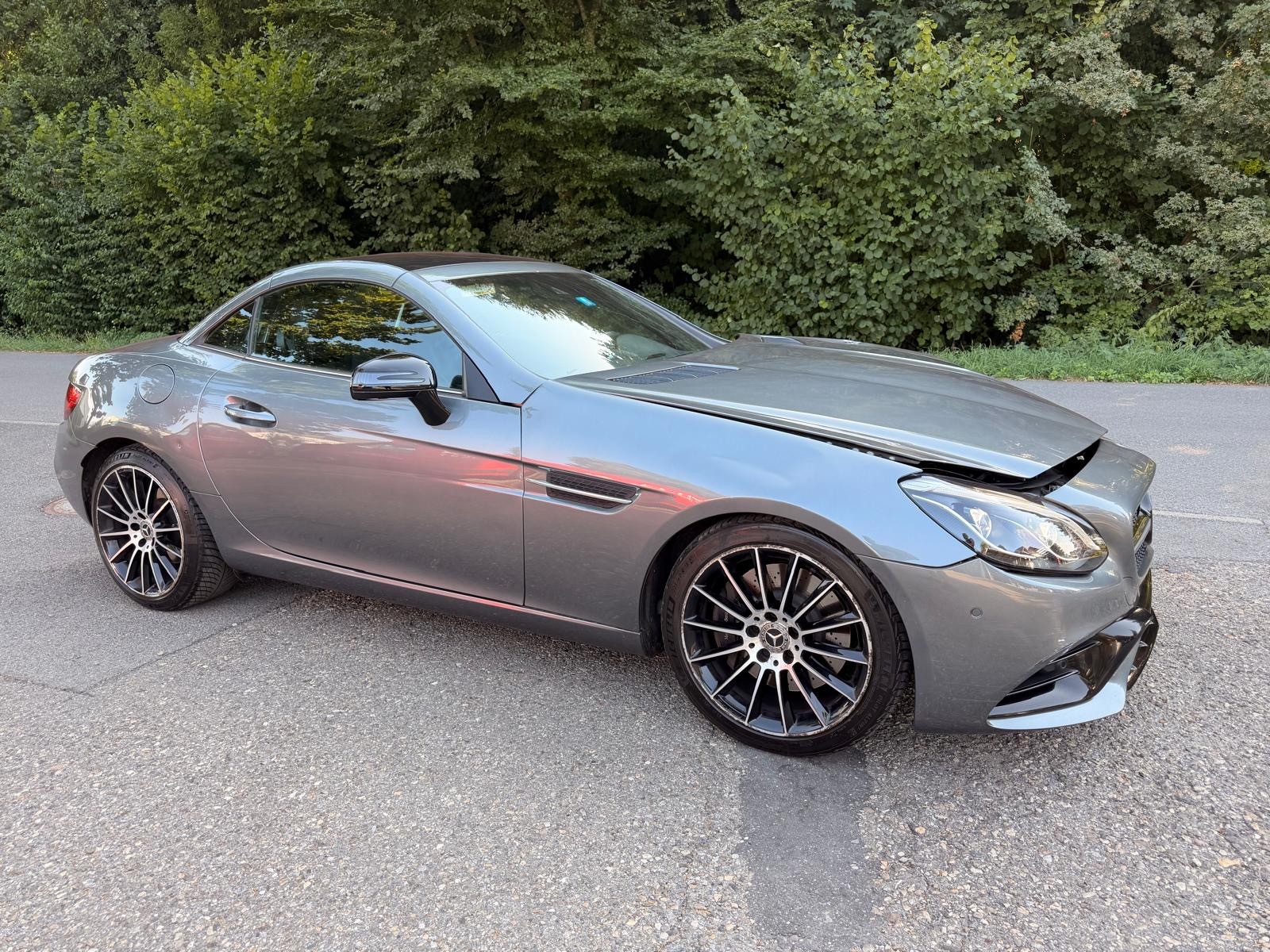 MERCEDES-BENZ SLC 200 9G-Tronic