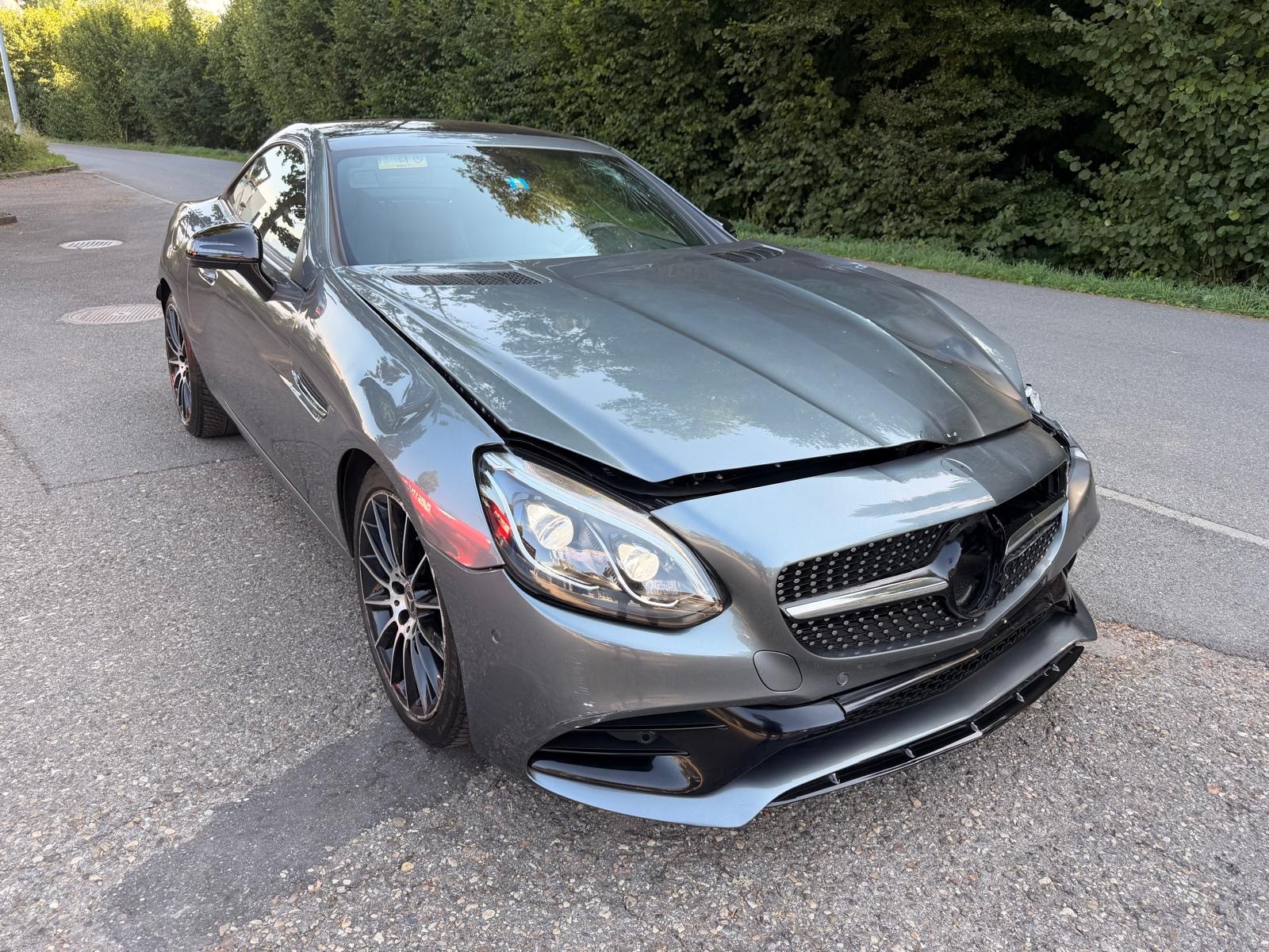 MERCEDES-BENZ SLC 200 9G-Tronic-image-1