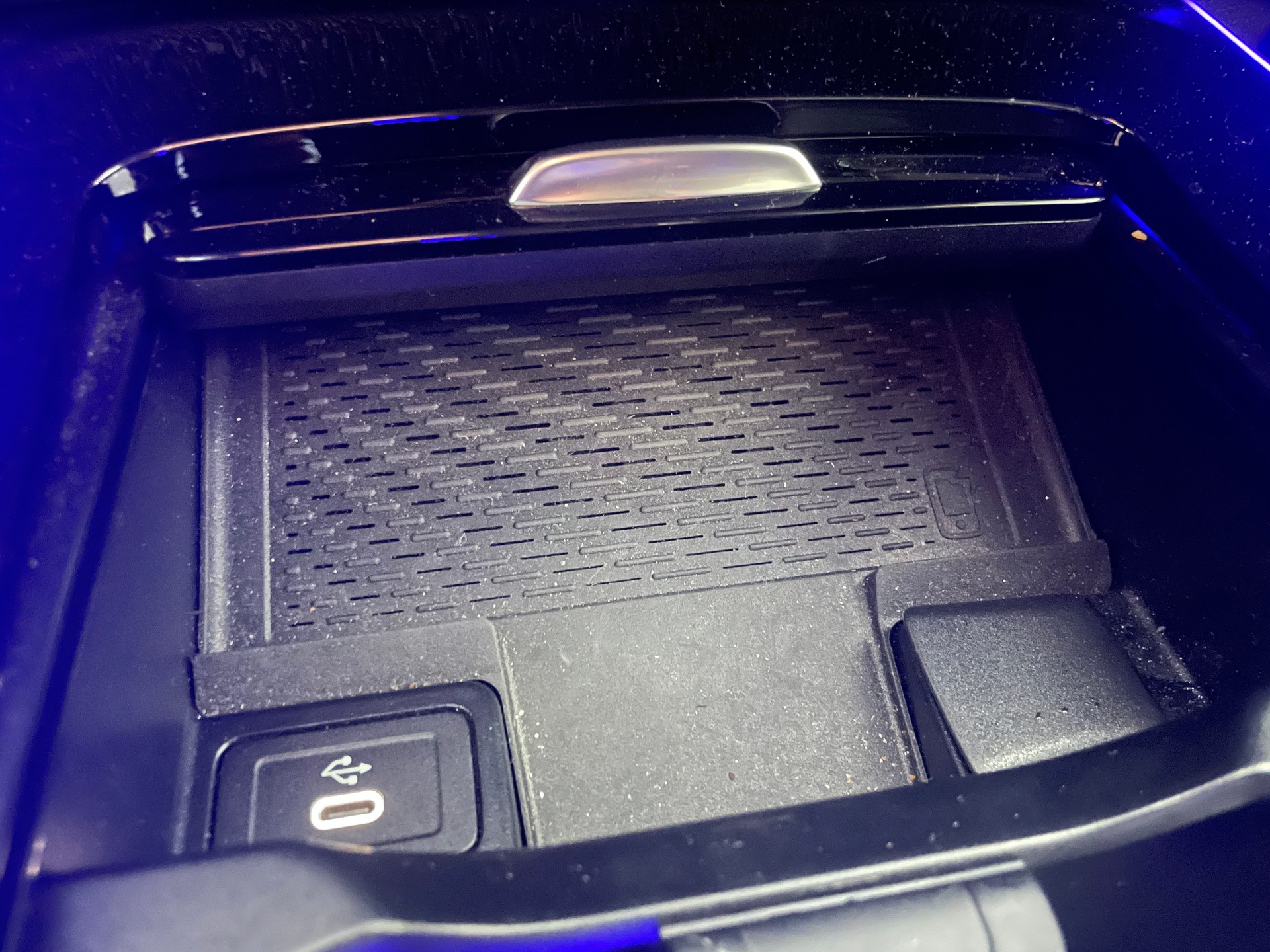 MERCEDES-BENZ GLA 220 4Matic 8G-DCT AMG Line-image-13