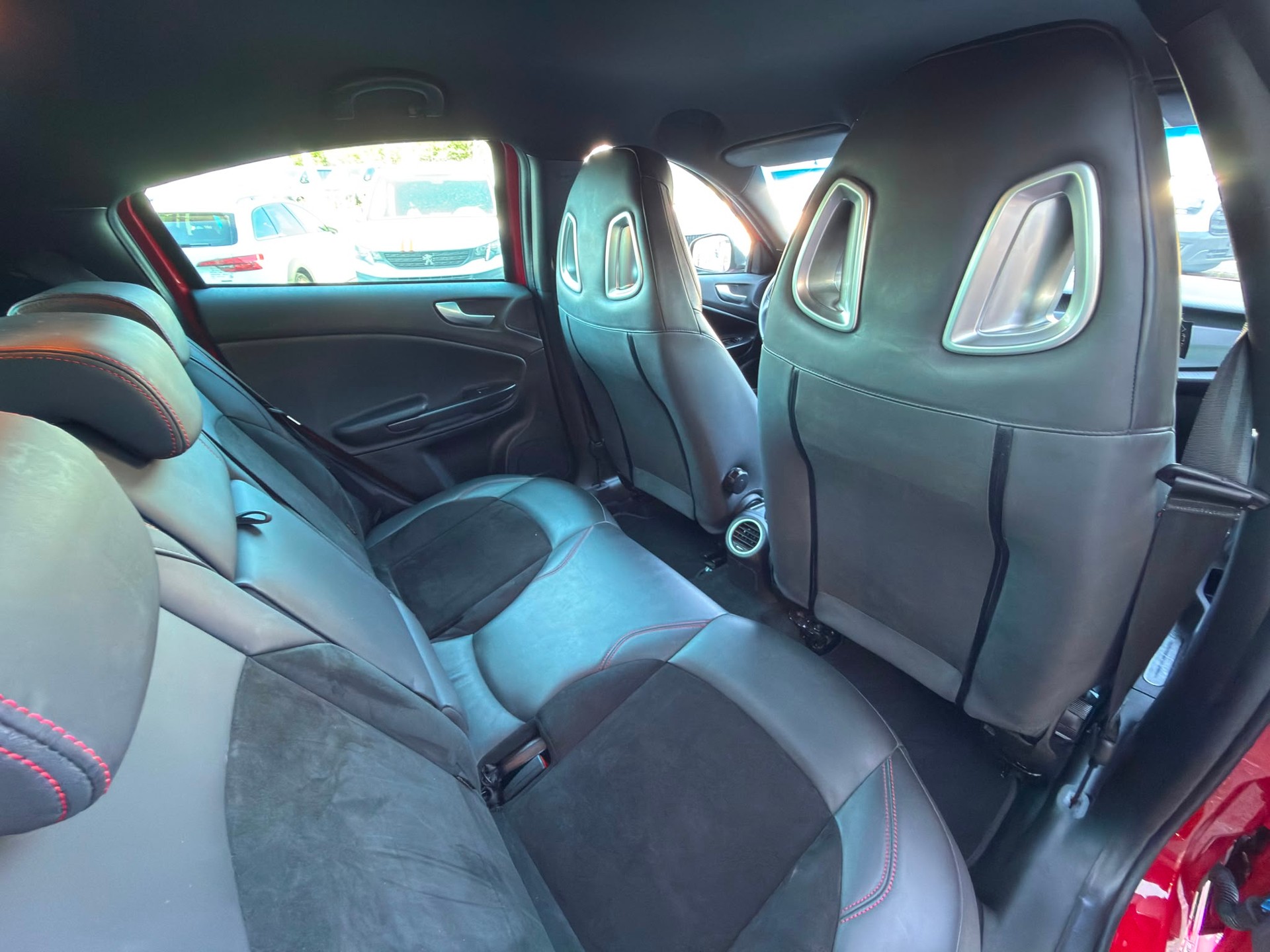 ALFA ROMEO Giulietta 1750 TBi Veloce TCT-image-9