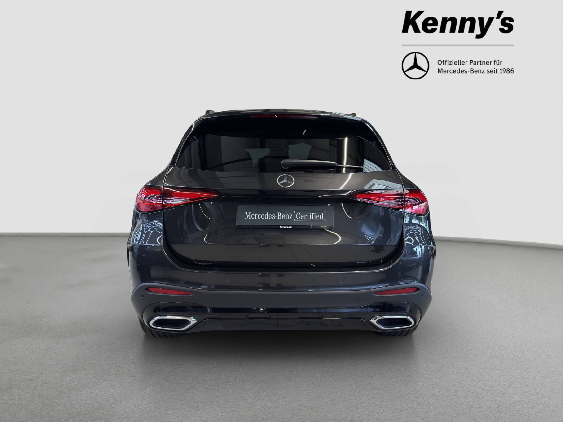 MERCEDES-BENZ GLC 300 AMG Line 4MATIC-image-4
