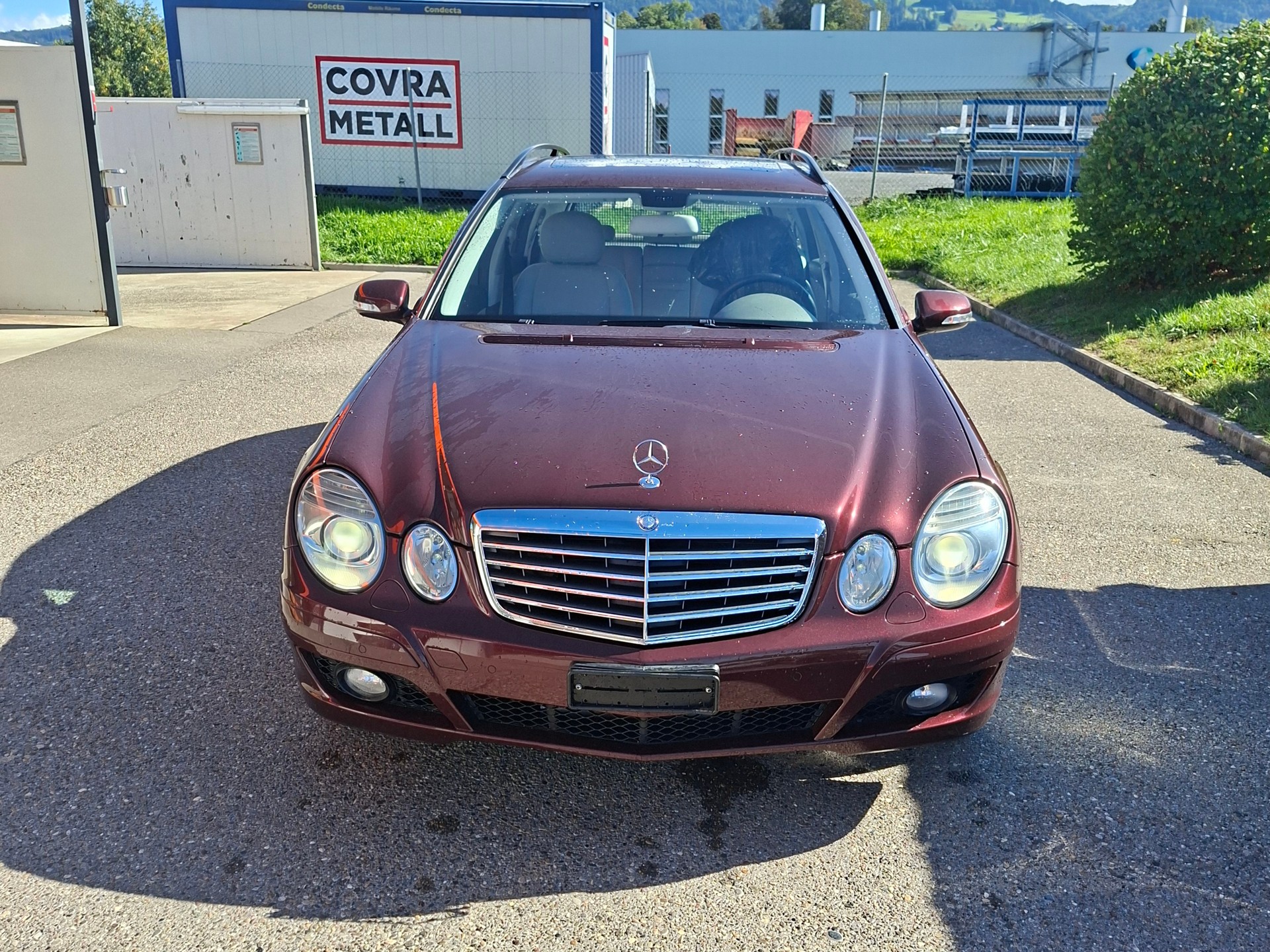 MERCEDES-BENZ E 350 Avantgarde 7G-Tronic-showroom-element-1