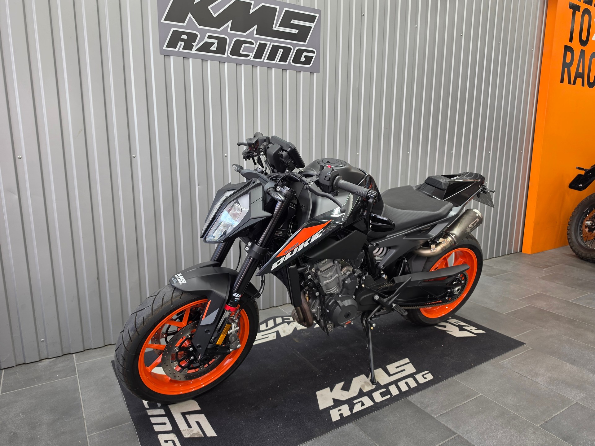 KTM 790 Duke-image-2