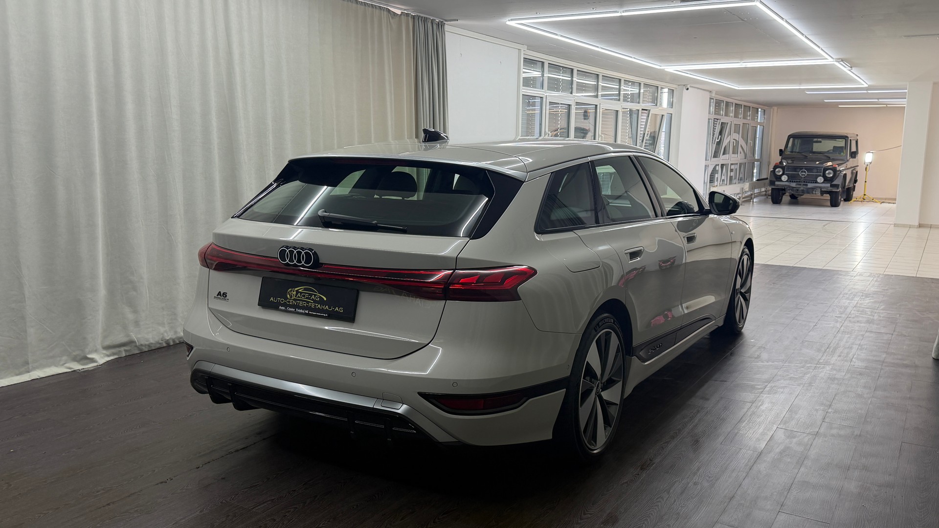 AUDI A6 Avant e-tron performance-showroom-element-3