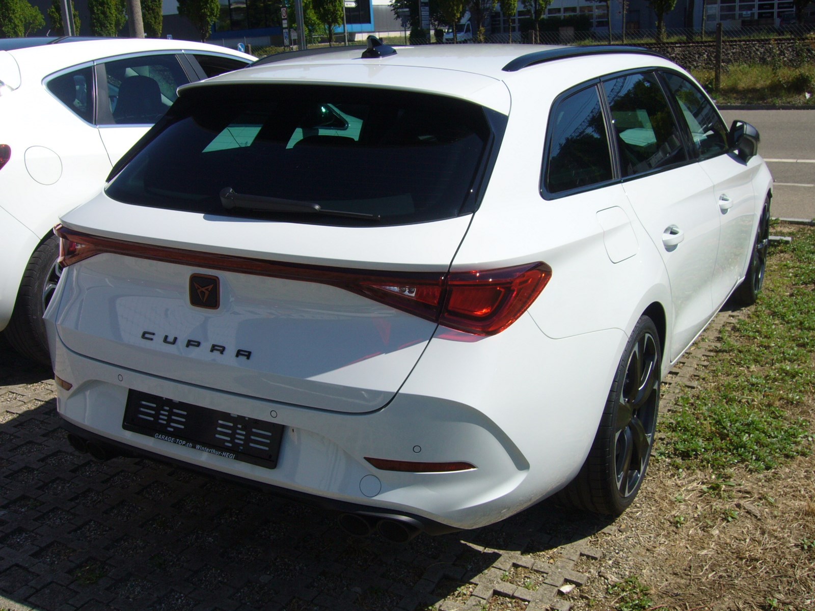 CUPRA LEON ST 2.0 TSI DSG 4Drive 310 PS-showroom-element-3