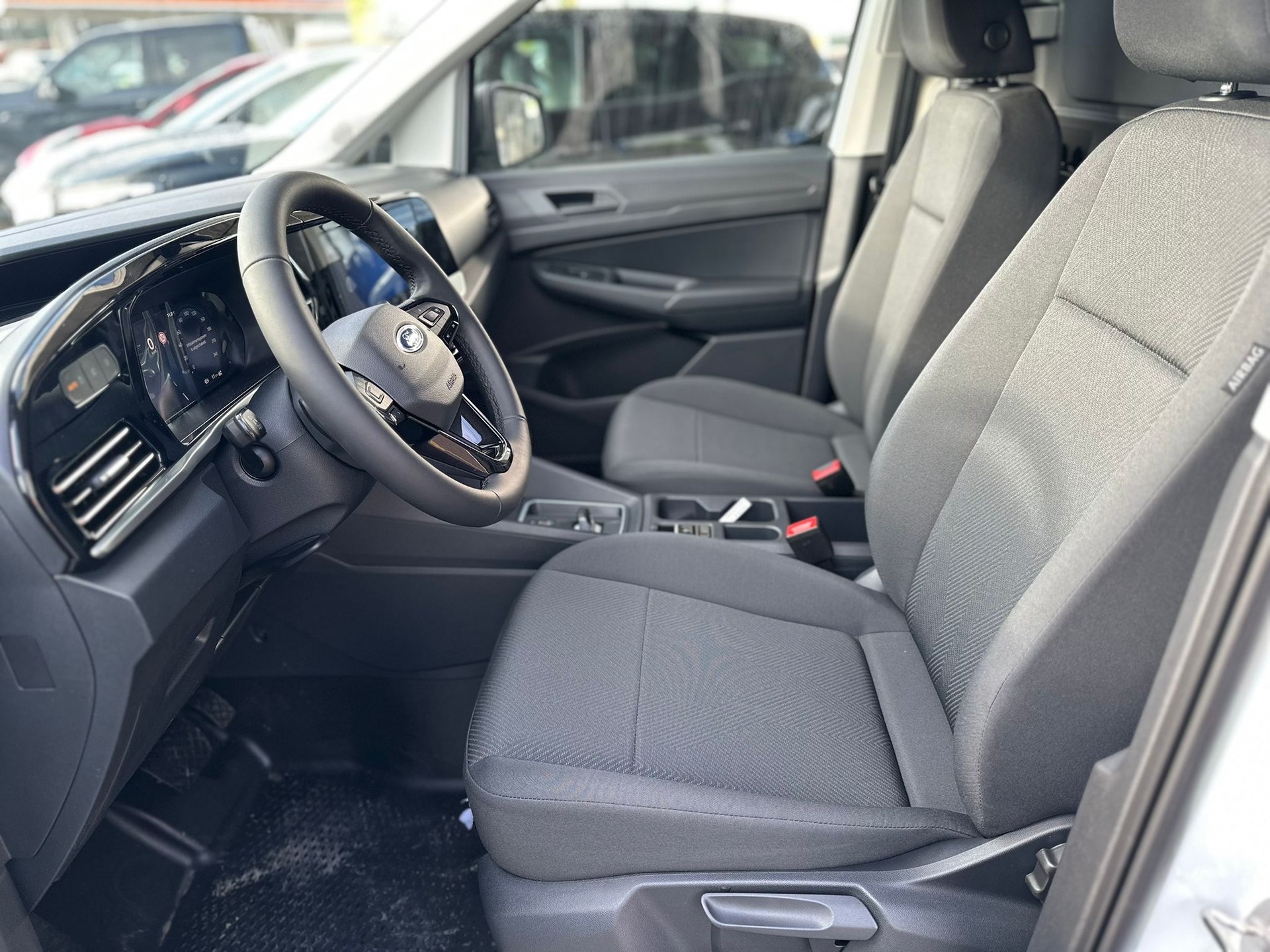 FORD Grand Transit Connect Kasten 1.5 EcoBoost PHEV Trend-image-8