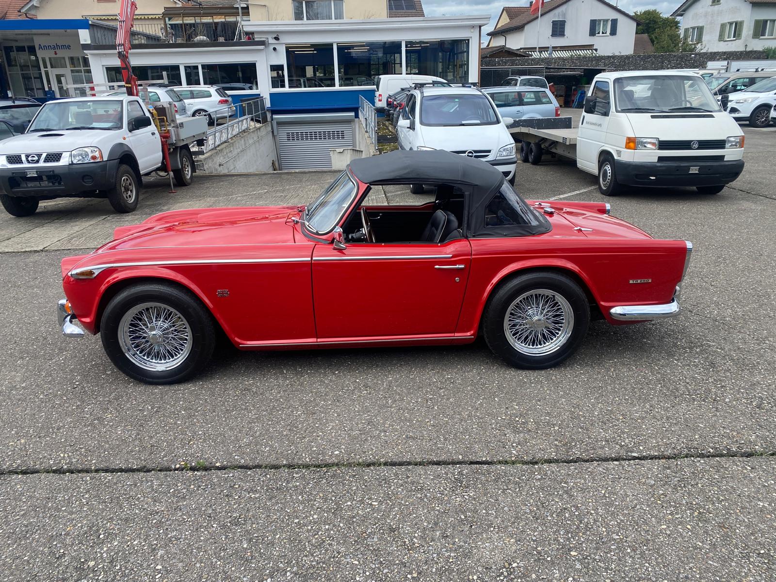 TRIUMPH TR 250-image-2