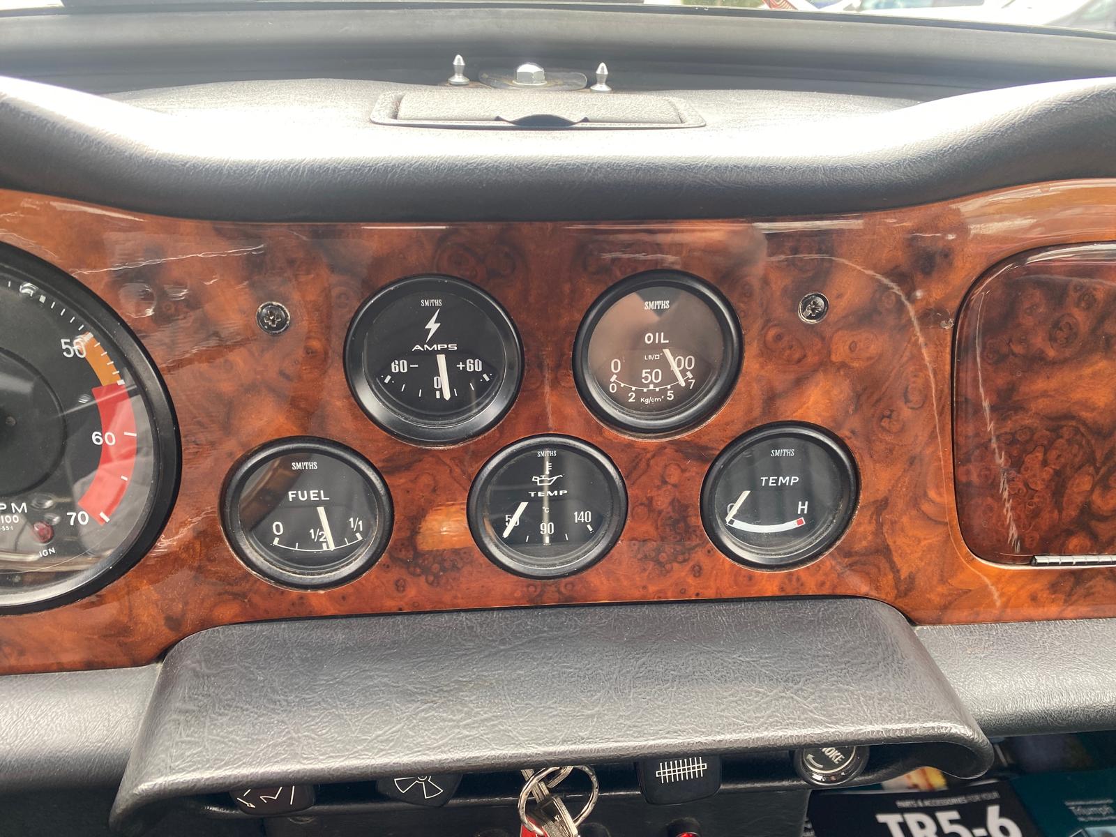 TRIUMPH TR 250-image-12