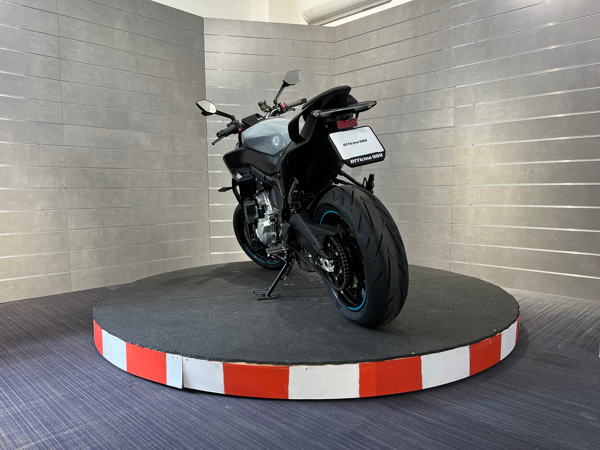 CF MOTO 675NK-image-3