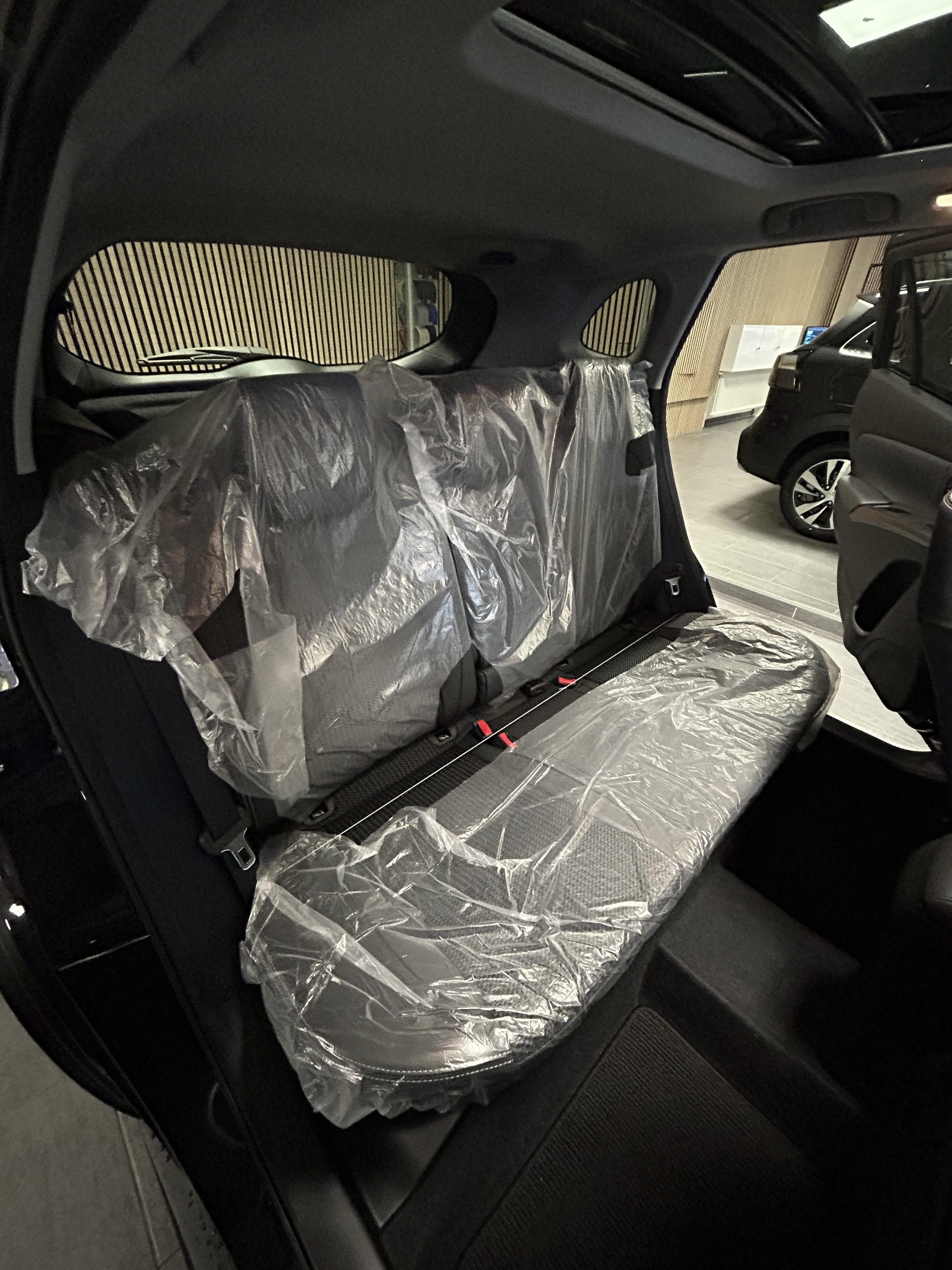 SUZUKI S-Cross 1.4 T Compact Top Hybrid 4x4-image-18