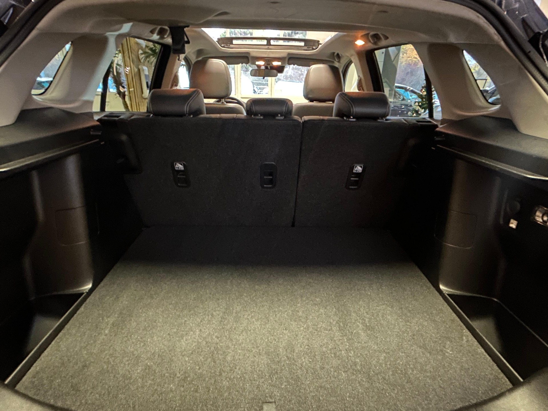 SUZUKI S-Cross 1.4 T Compact Top Hybrid 4x4-image-19