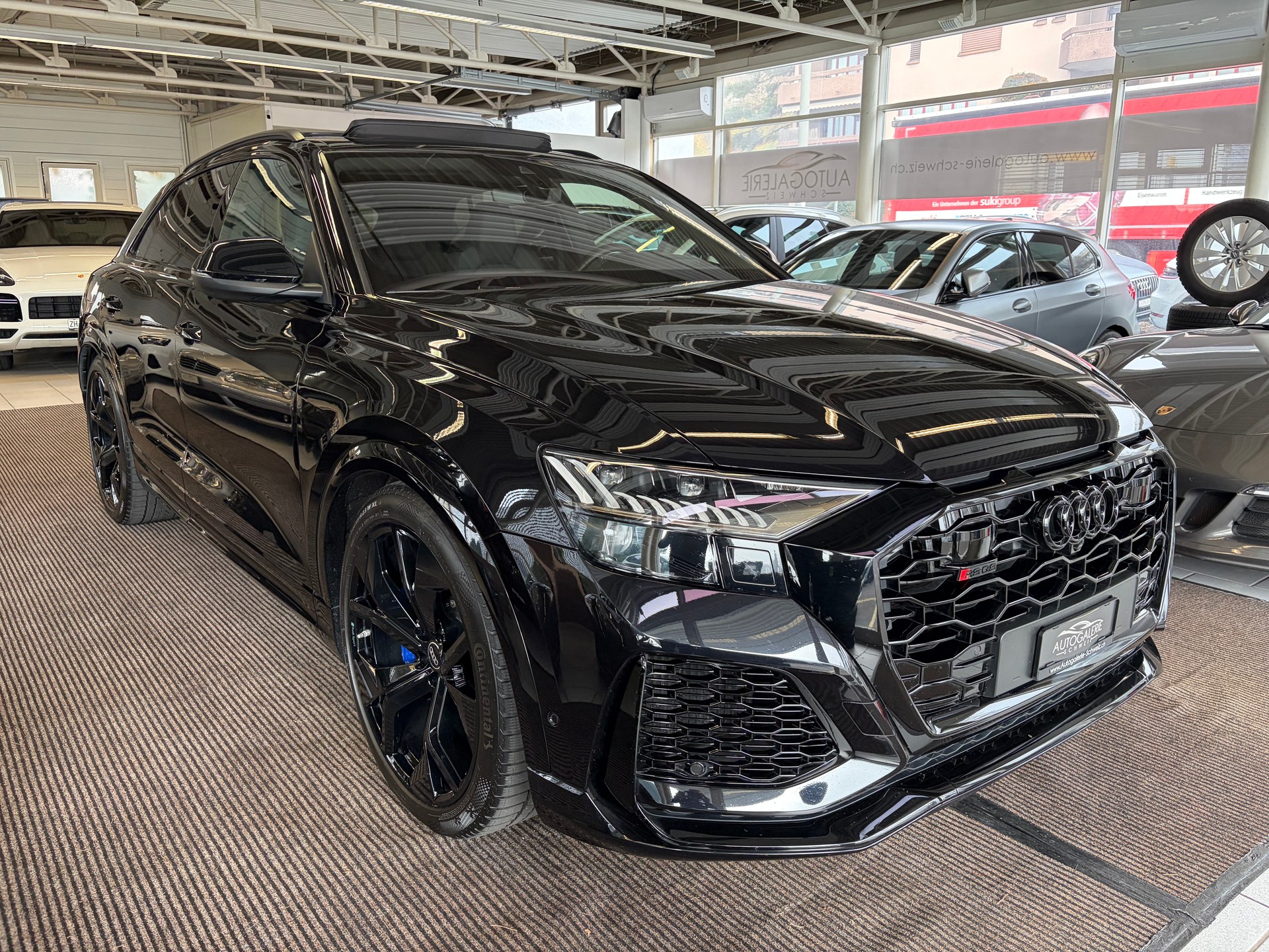 AUDI RSQ8 | CH Swiss | Carbon | B&O | Keramik | DYNAMIKPAKET PLUS | AHK | Standheizung | NP: 230K! |-image-29