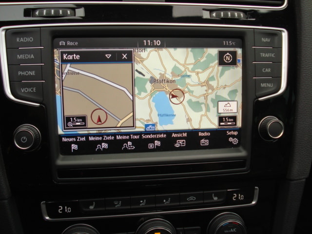 VW Golf Variant 2.0 TSI R 4 Motion DSG-image-5