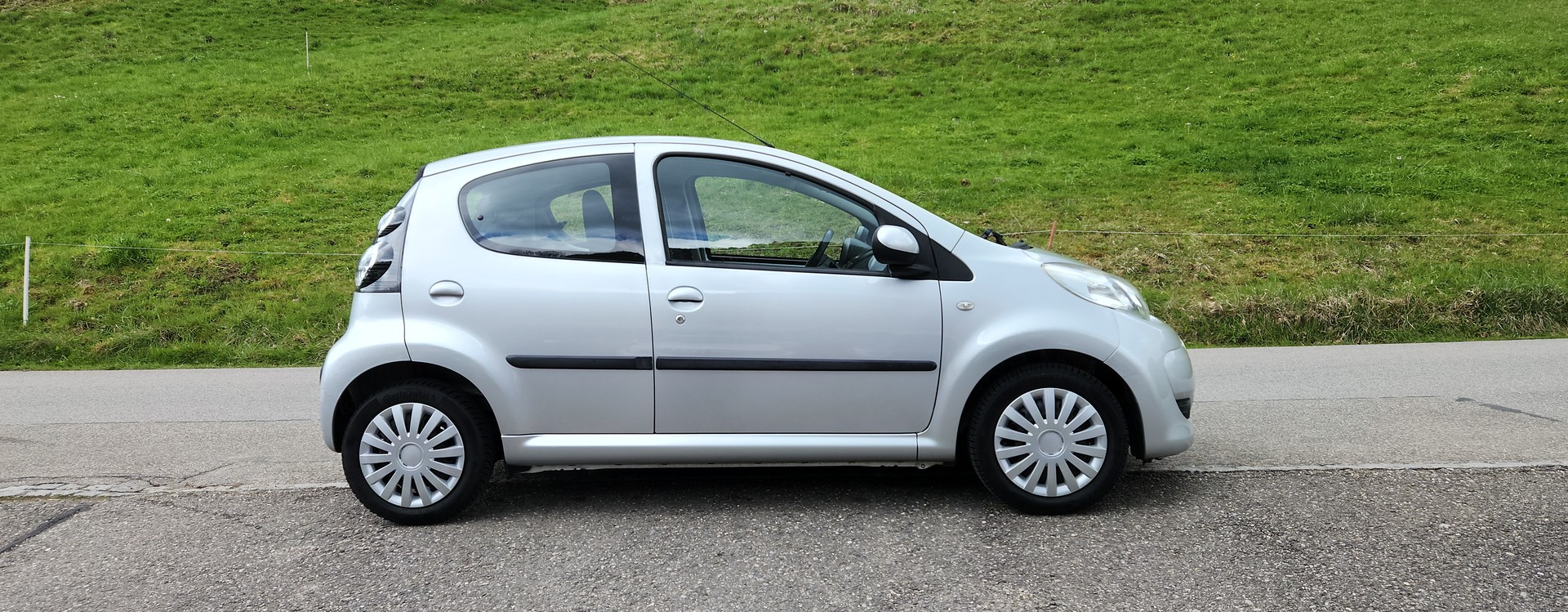 CITROEN C1 1.0i Séduction EGS-image-2